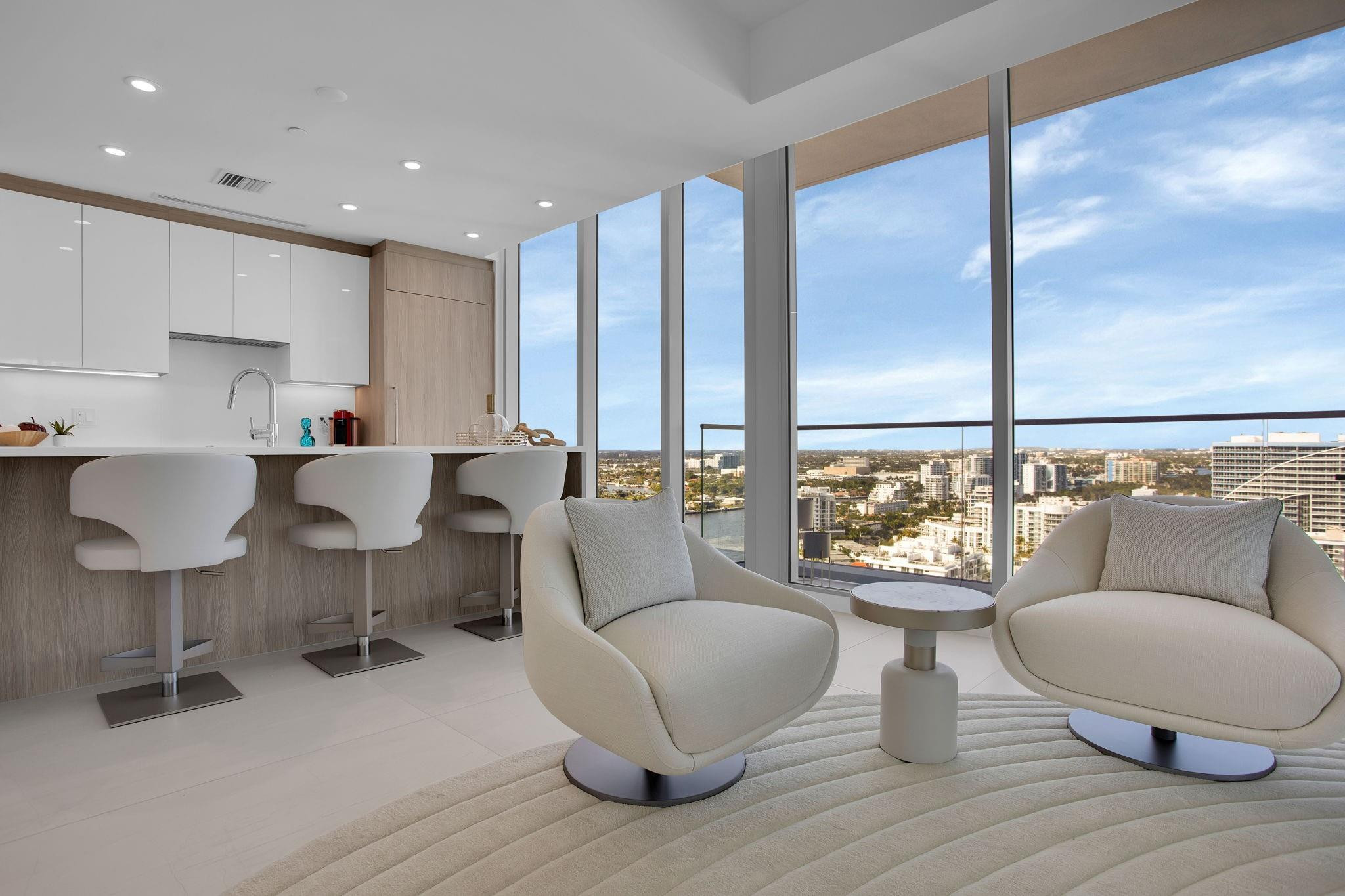 153 N Seabreeze #2205-S Fort Lauderdale, FL 33304