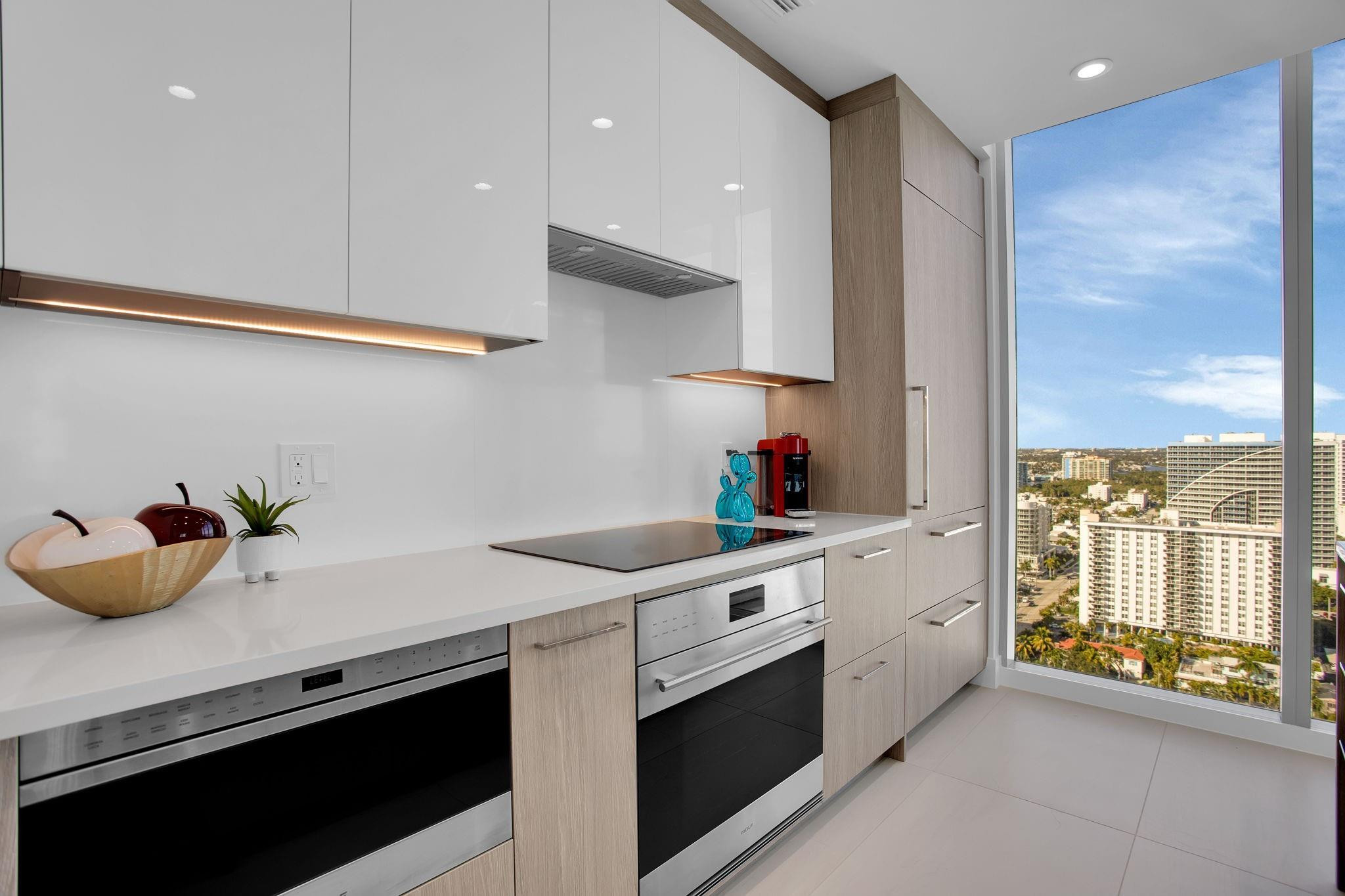 153 N Seabreeze #2205-S Fort Lauderdale, FL 33304