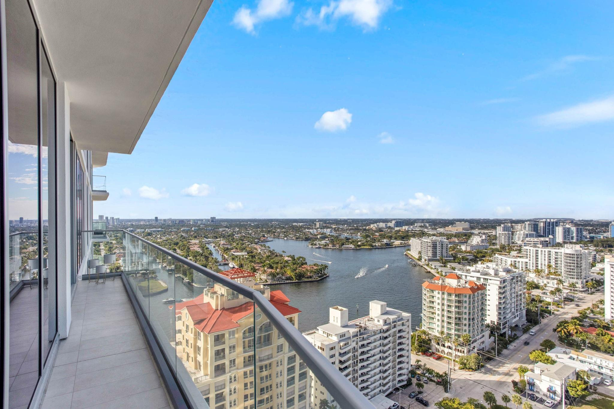 153 N Seabreeze #2205-S Fort Lauderdale, FL 33304
