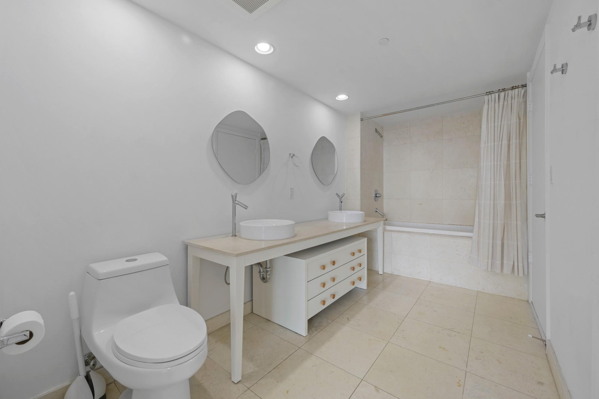 image Icon Brickell II10