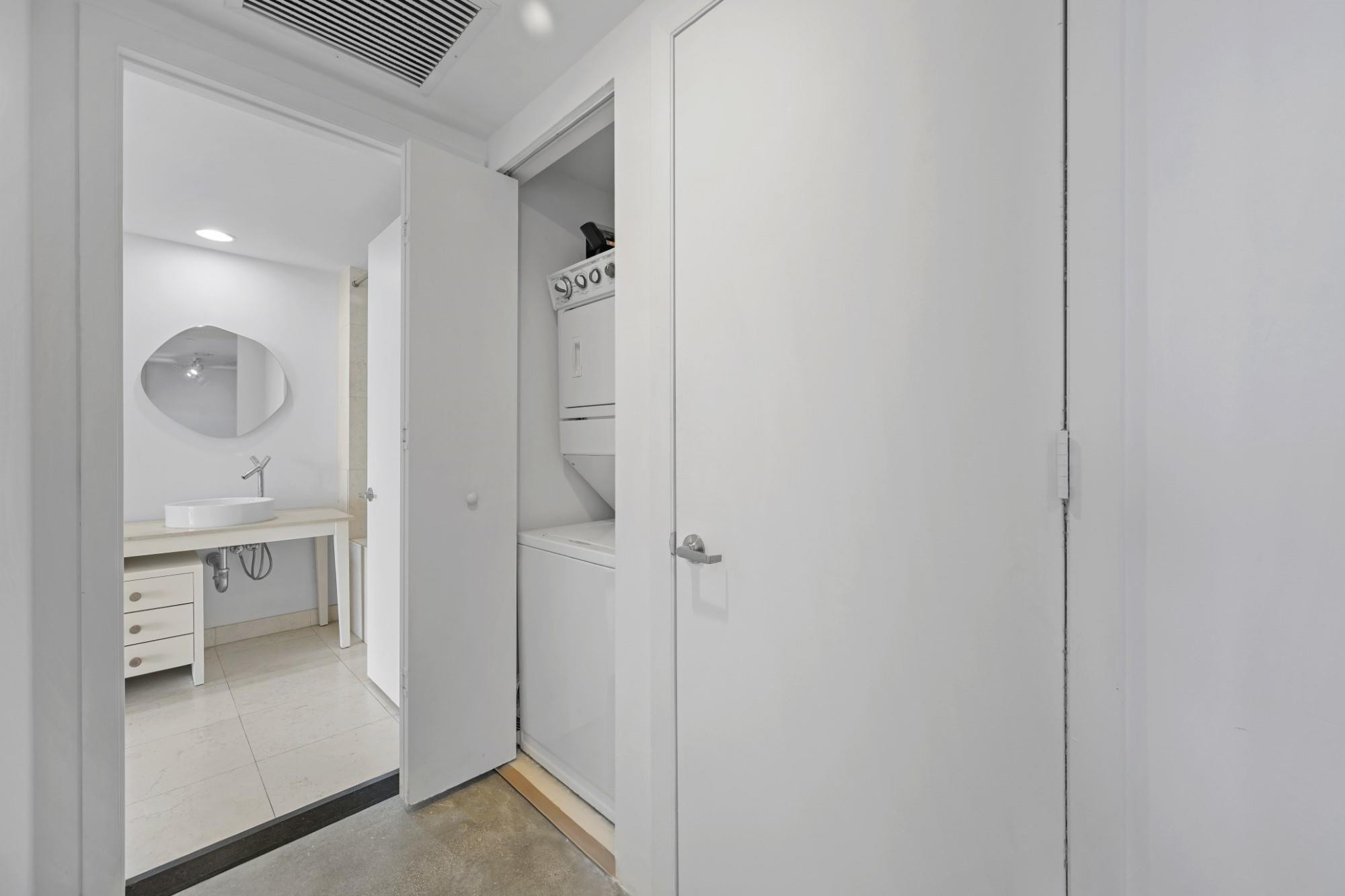 image Icon Brickell II11