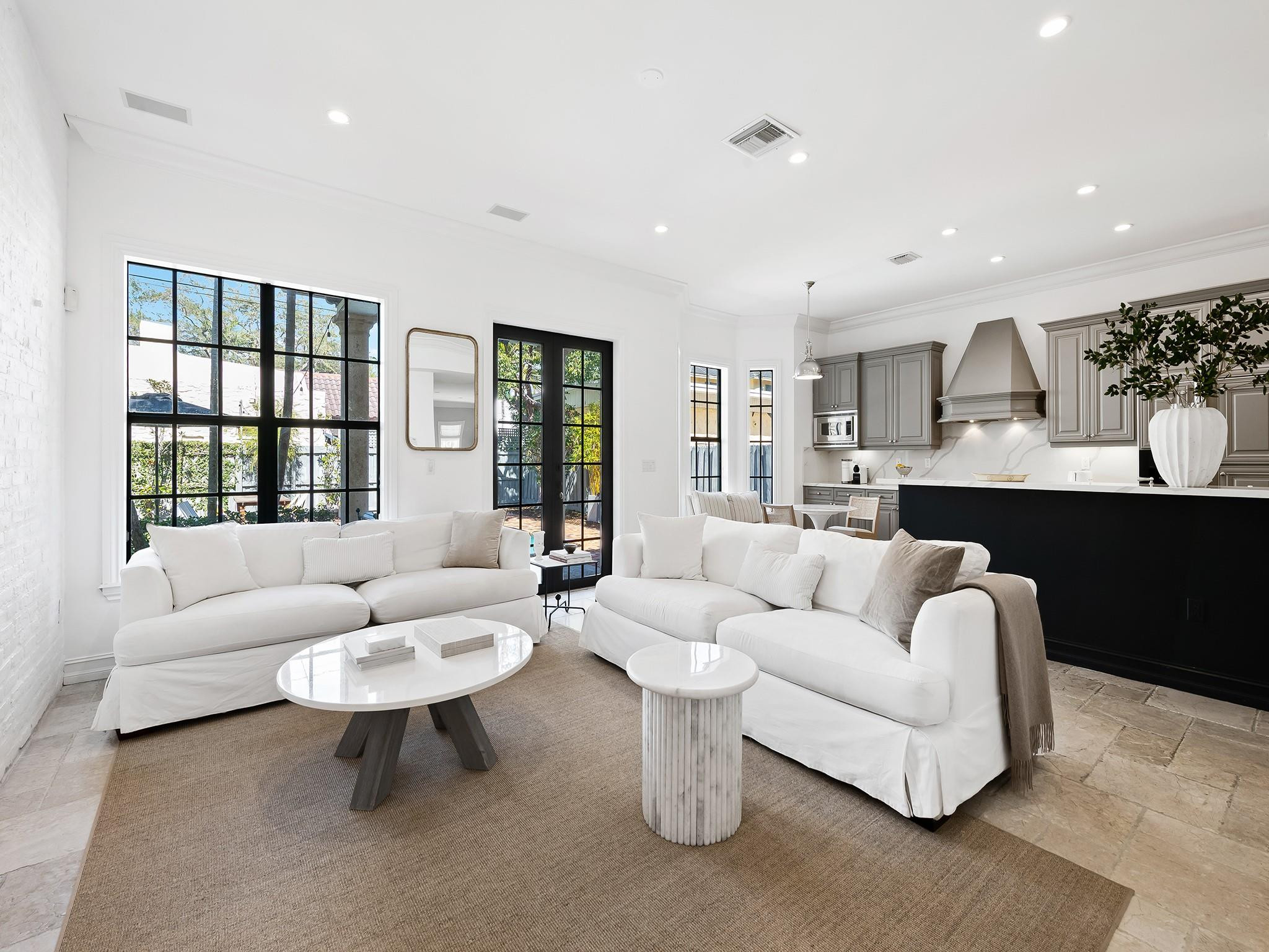 1125 SE 8th Fort Lauderdale, FL 33316