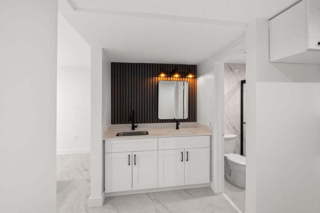 6930 NW 186th #217-A Hialeah, FL 33015