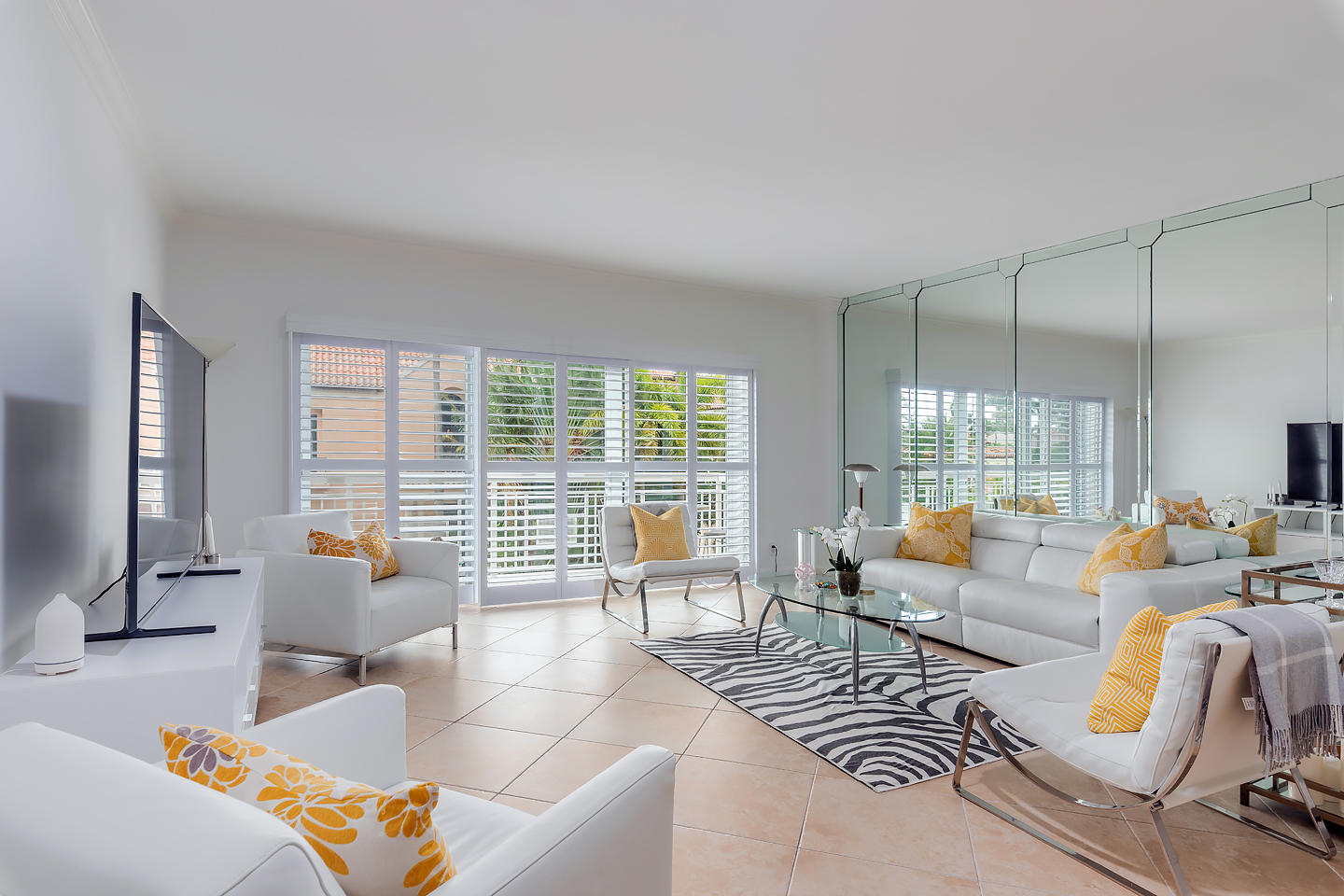250 Bradley Place #301