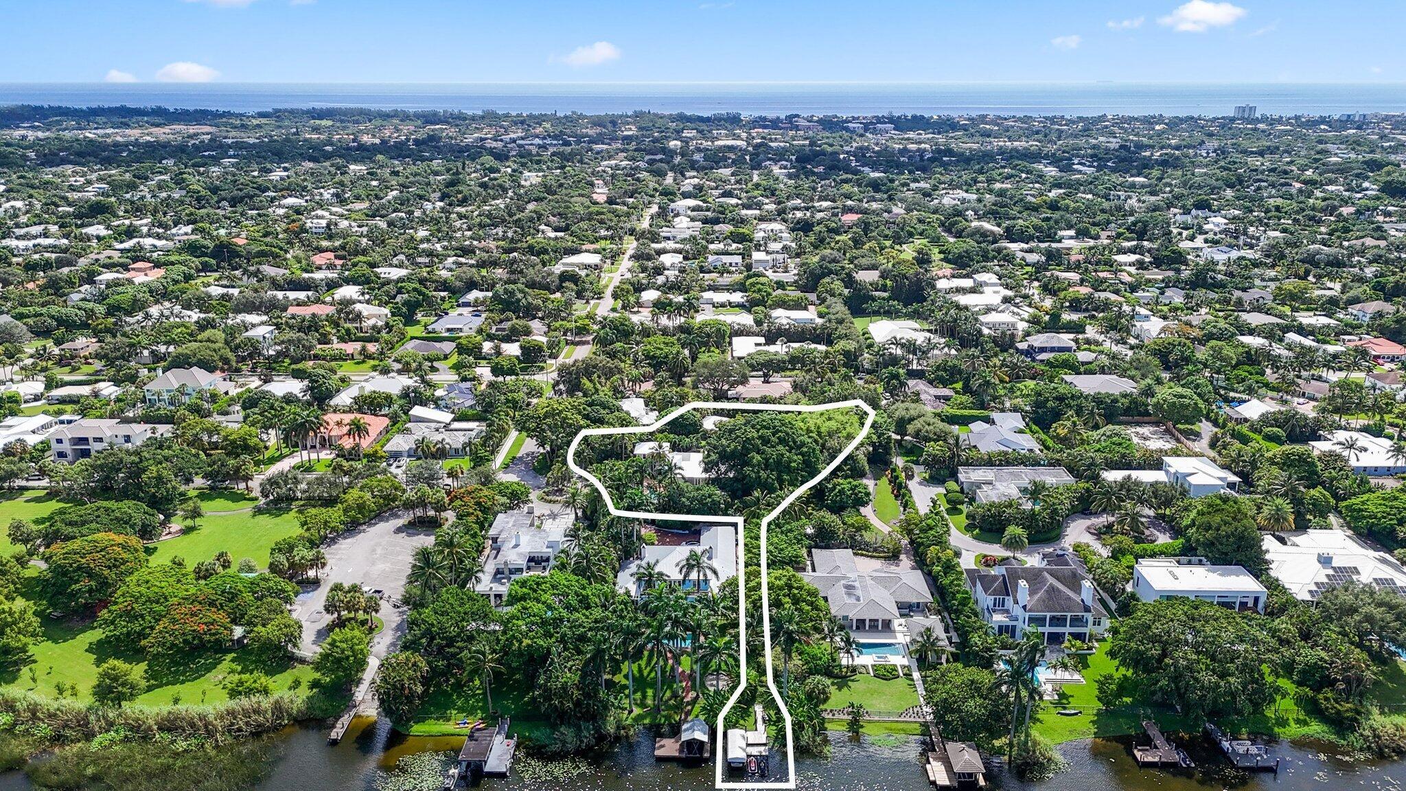 920 Hibiscus Ln Delray Beach, FL 33444