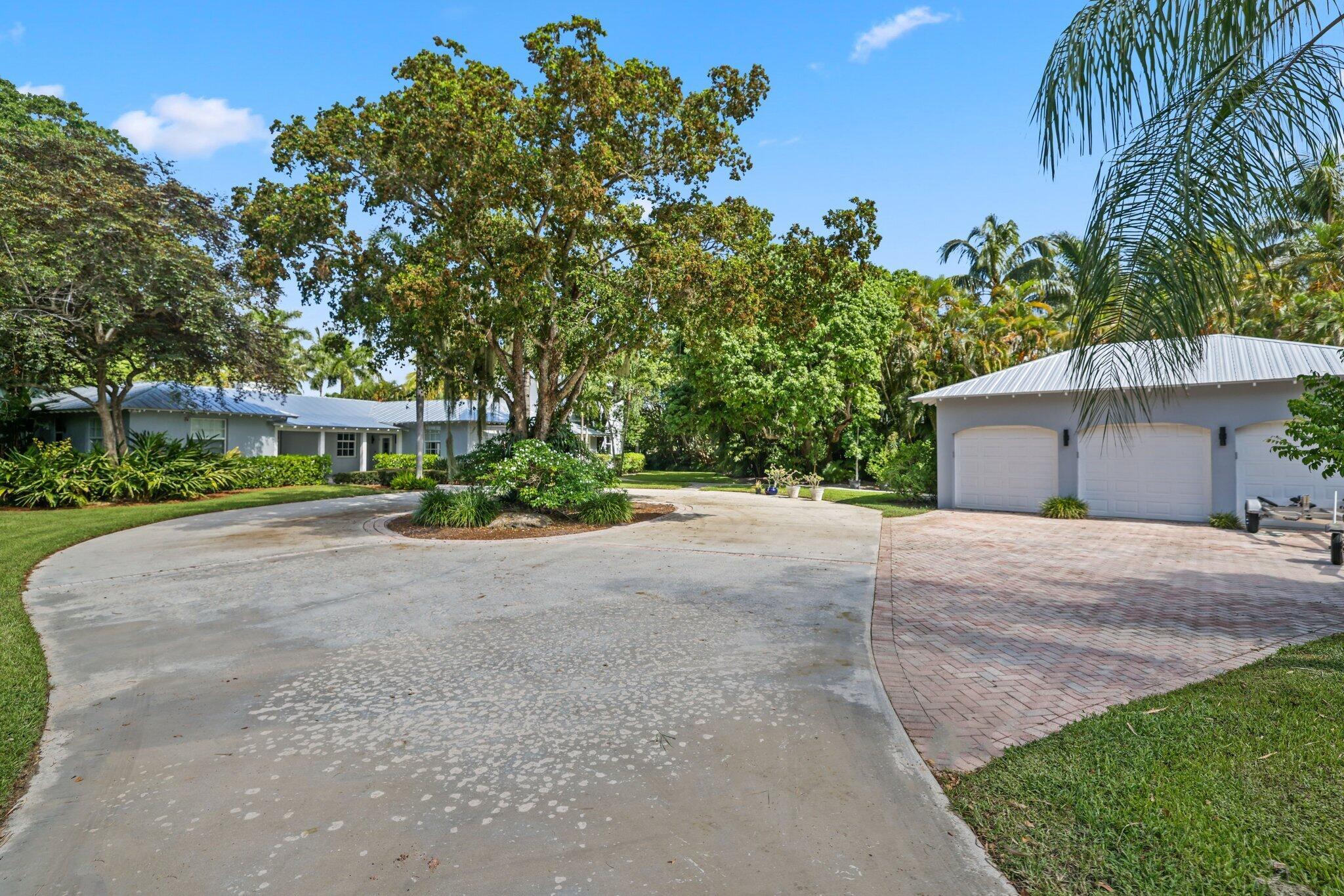 920 Hibiscus Ln Delray Beach, FL 33444