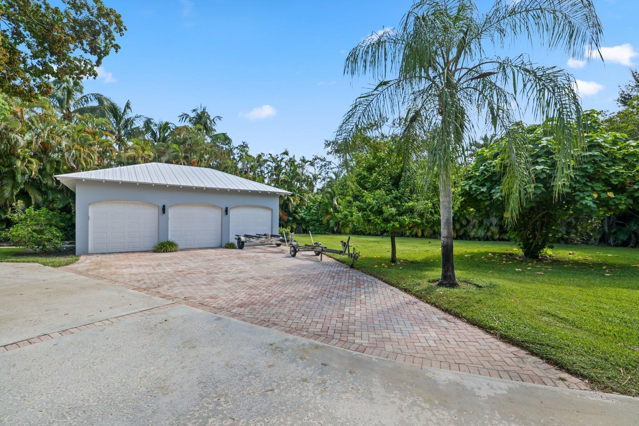 920 Hibiscus Ln Delray Beach, FL 33444