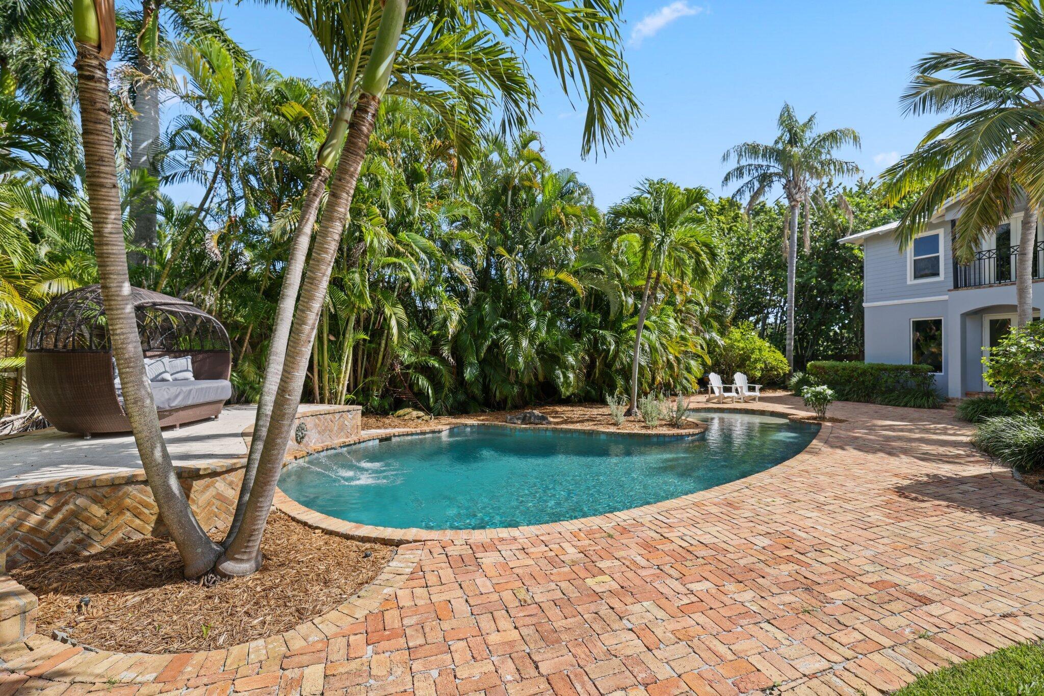 920 Hibiscus Ln Delray Beach, FL 33444