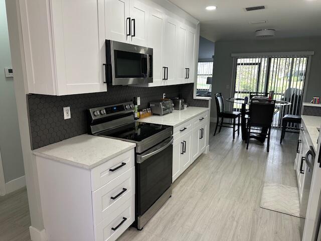 1527 Woodbridge Lks Cir