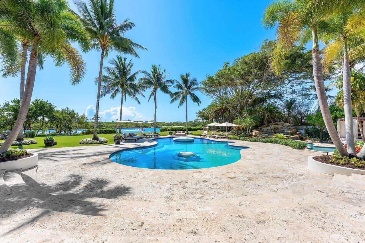 3208 Pilots Pt Cir Jupiter, FL 33477