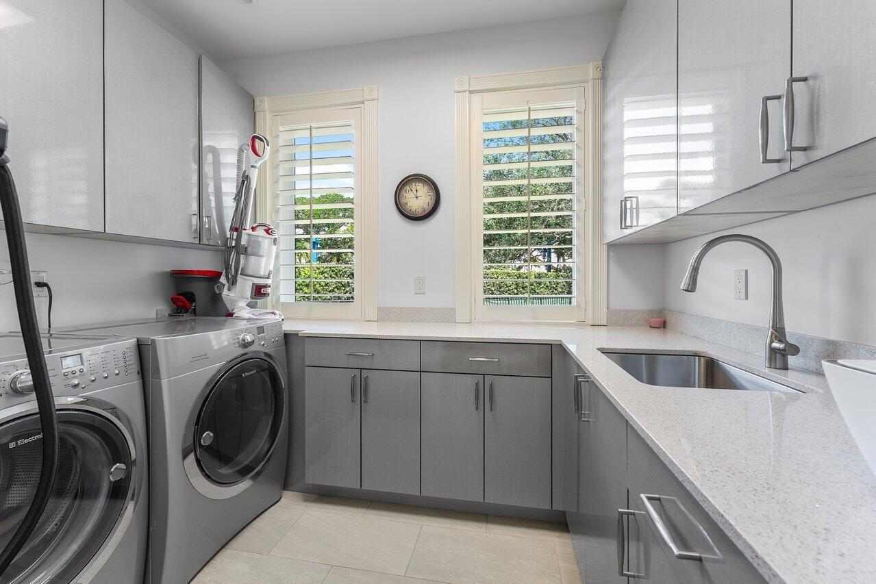 3208 Pilots Pt Cir Jupiter, FL 33477