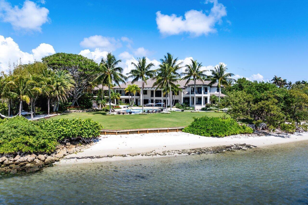 3208 Pilots Pt Cir Jupiter, FL 33477