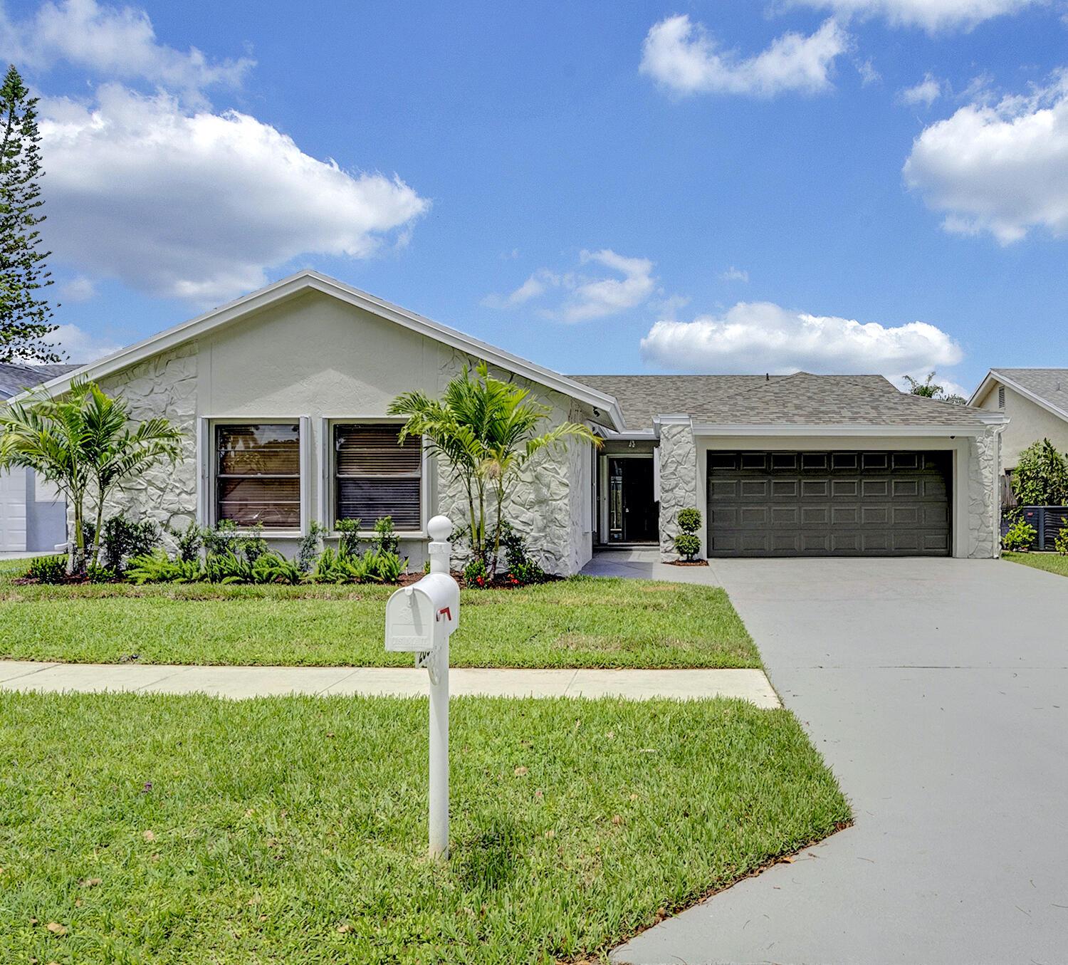 20977 Country Crk Dr