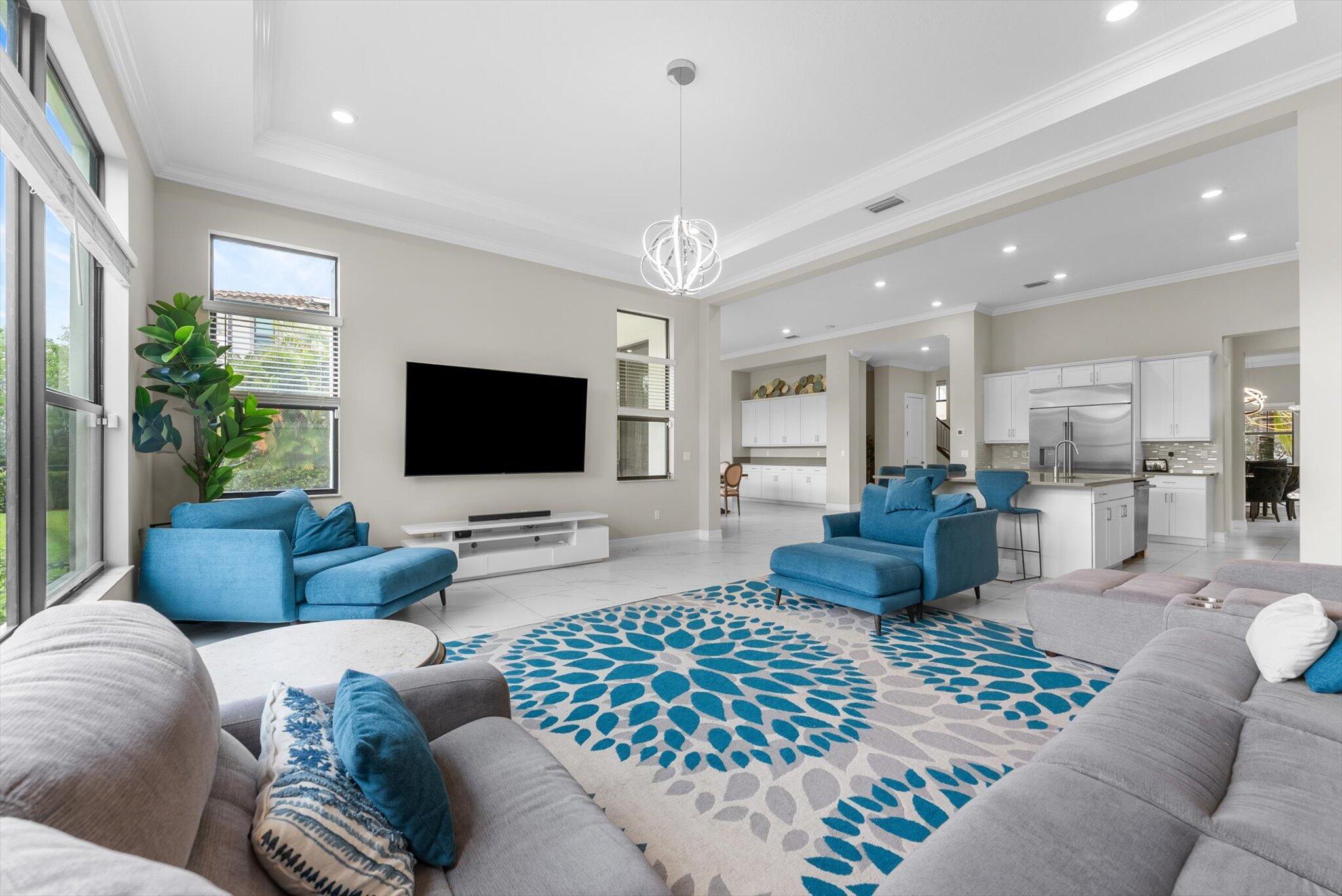 8195 Grand Prix Ln Boynton Beach, FL 33472