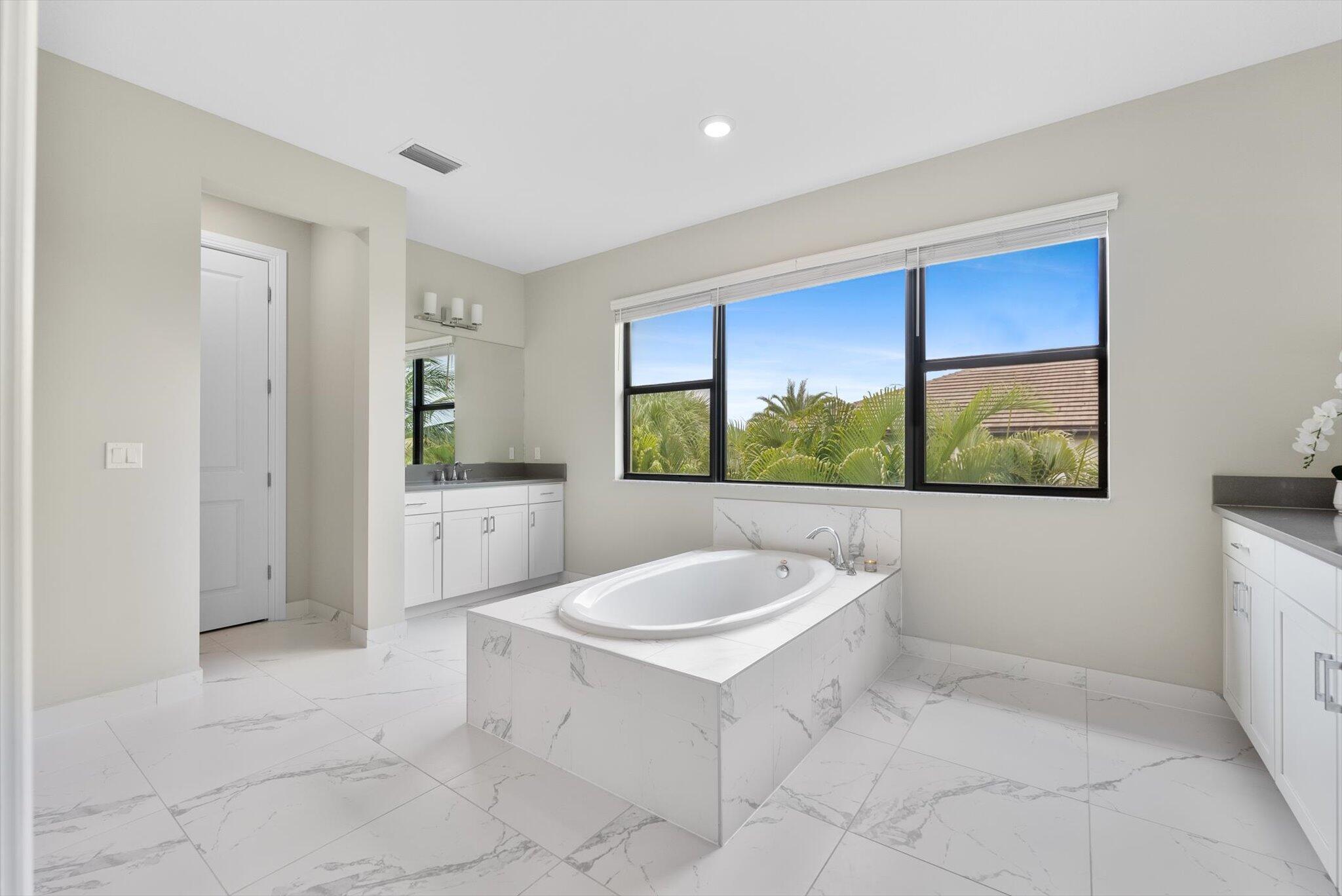 8195 Grand Prix Ln Boynton Beach, FL 33472