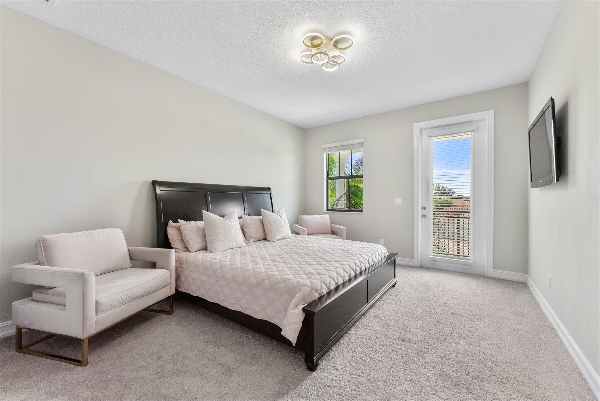 8195 Grand Prix Ln Boynton Beach, FL 33472