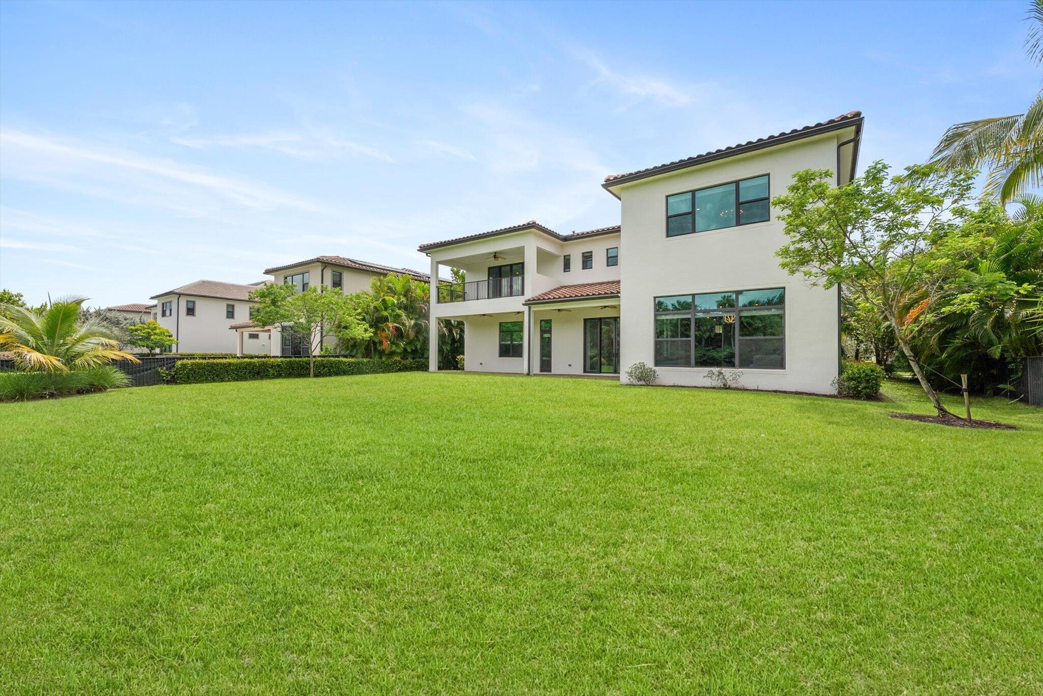 8195 Grand Prix Ln Boynton Beach, FL 33472