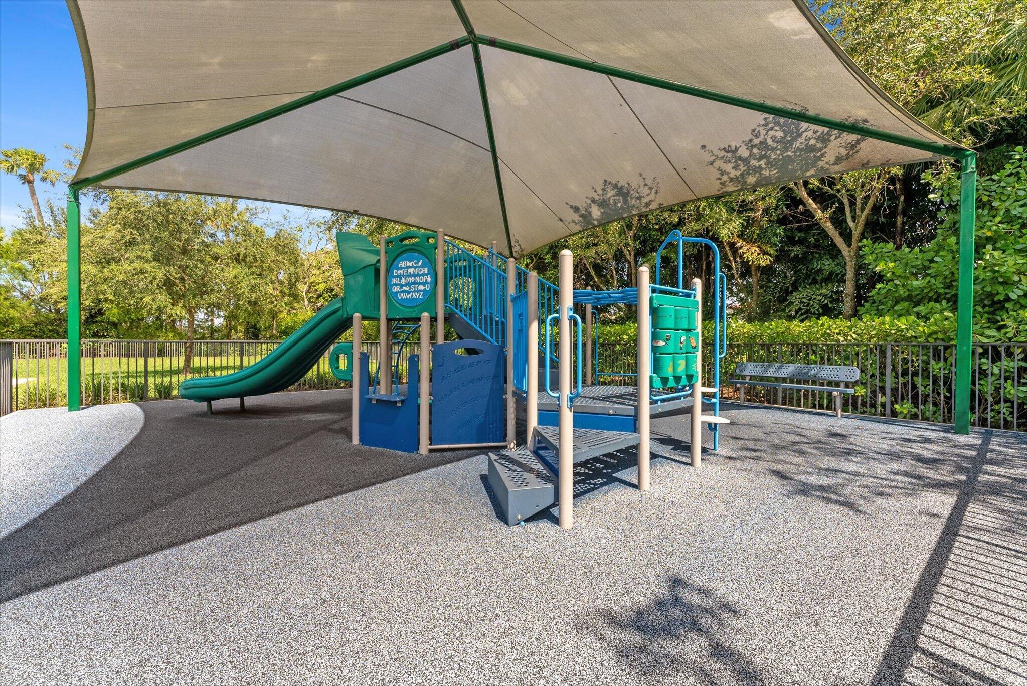 8195 Grand Prix Ln Boynton Beach, FL 33472