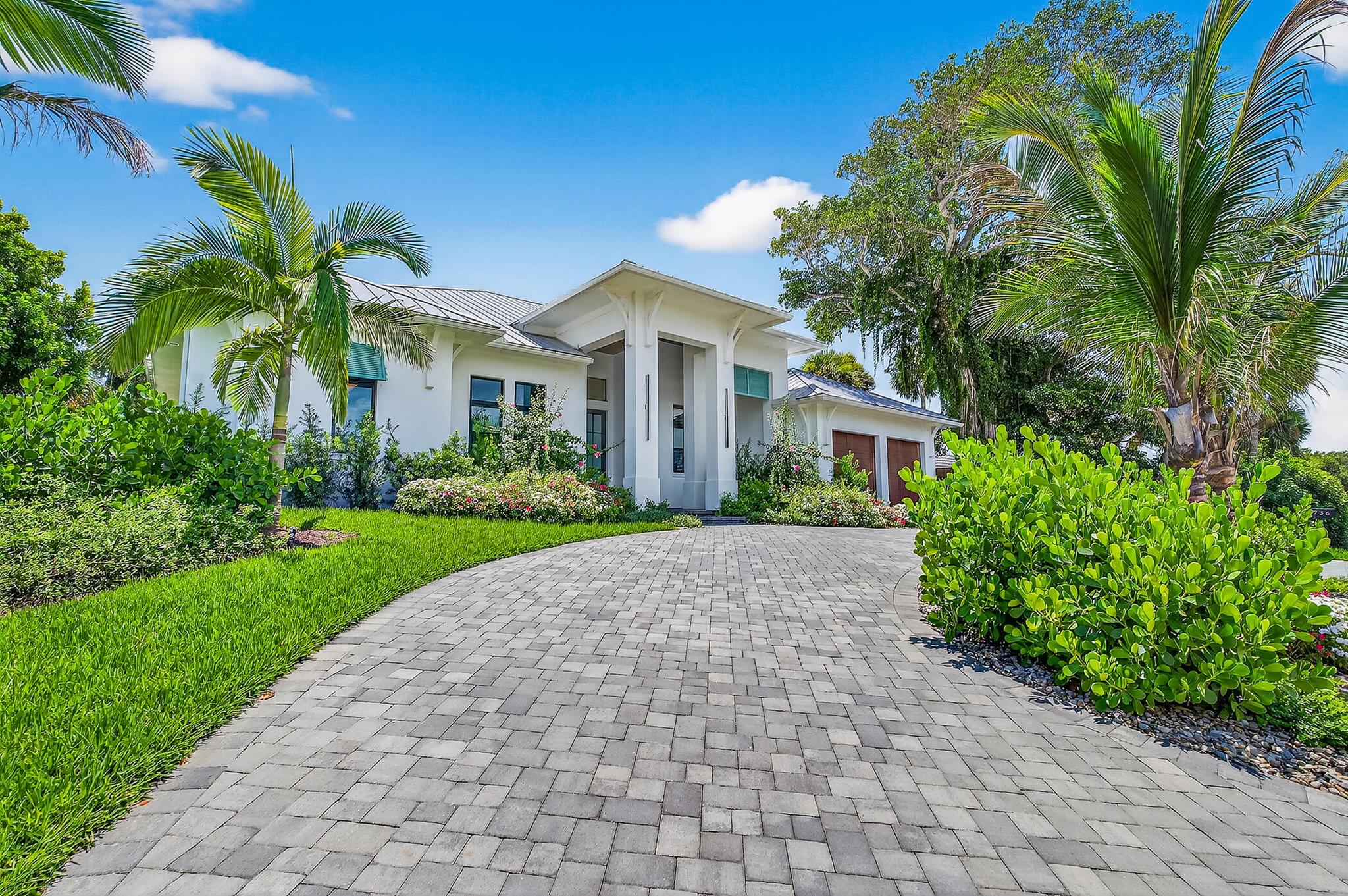 736 Norfolk Pine Ln Vero Beach, FL 32963