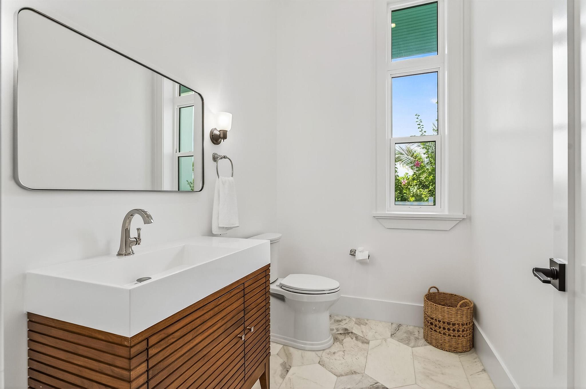 736 Norfolk Pine Ln Vero Beach, FL 32963