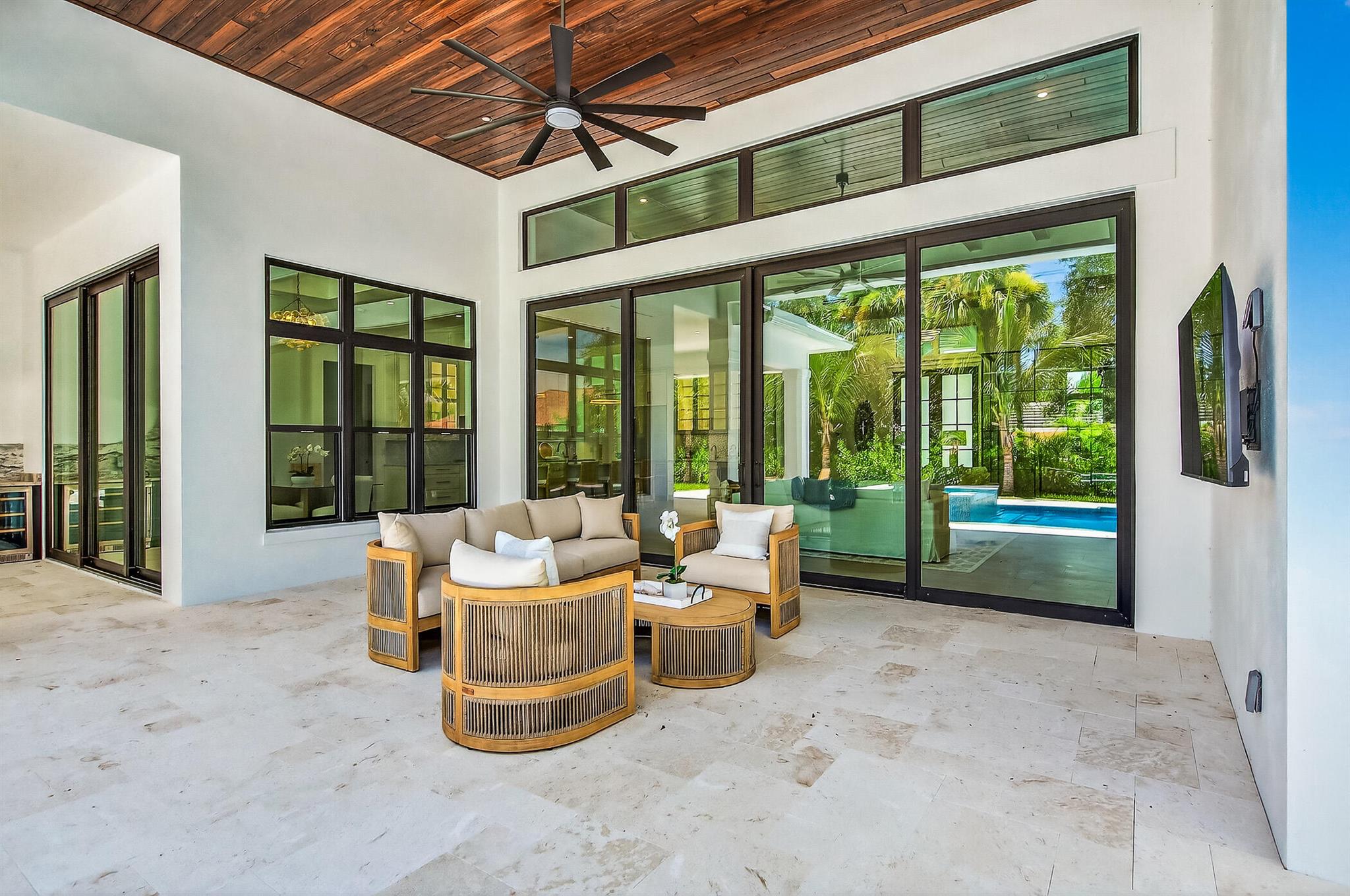 736 Norfolk Pine Ln Vero Beach, FL 32963