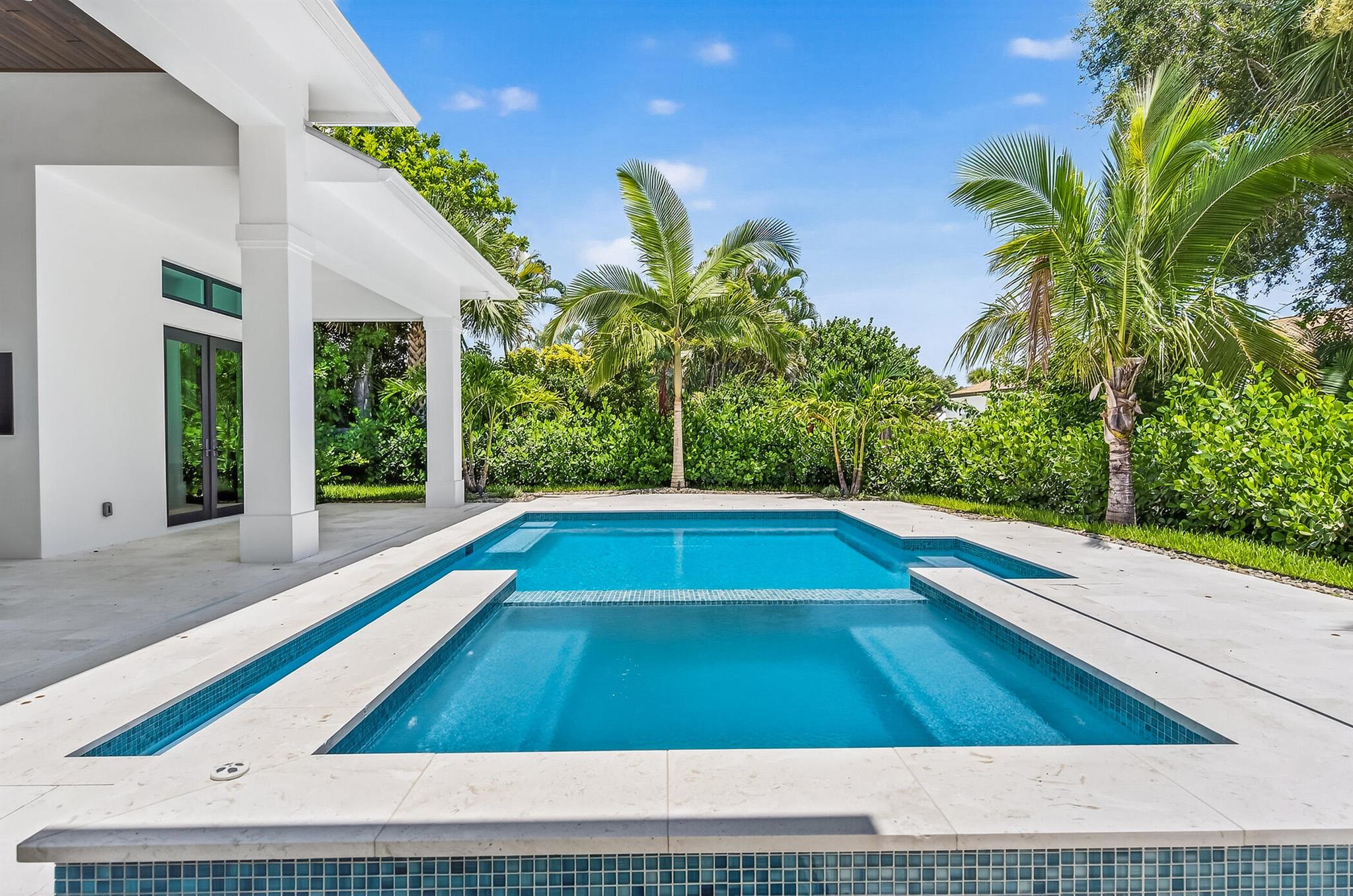 736 Norfolk Pine Ln Vero Beach, FL 32963