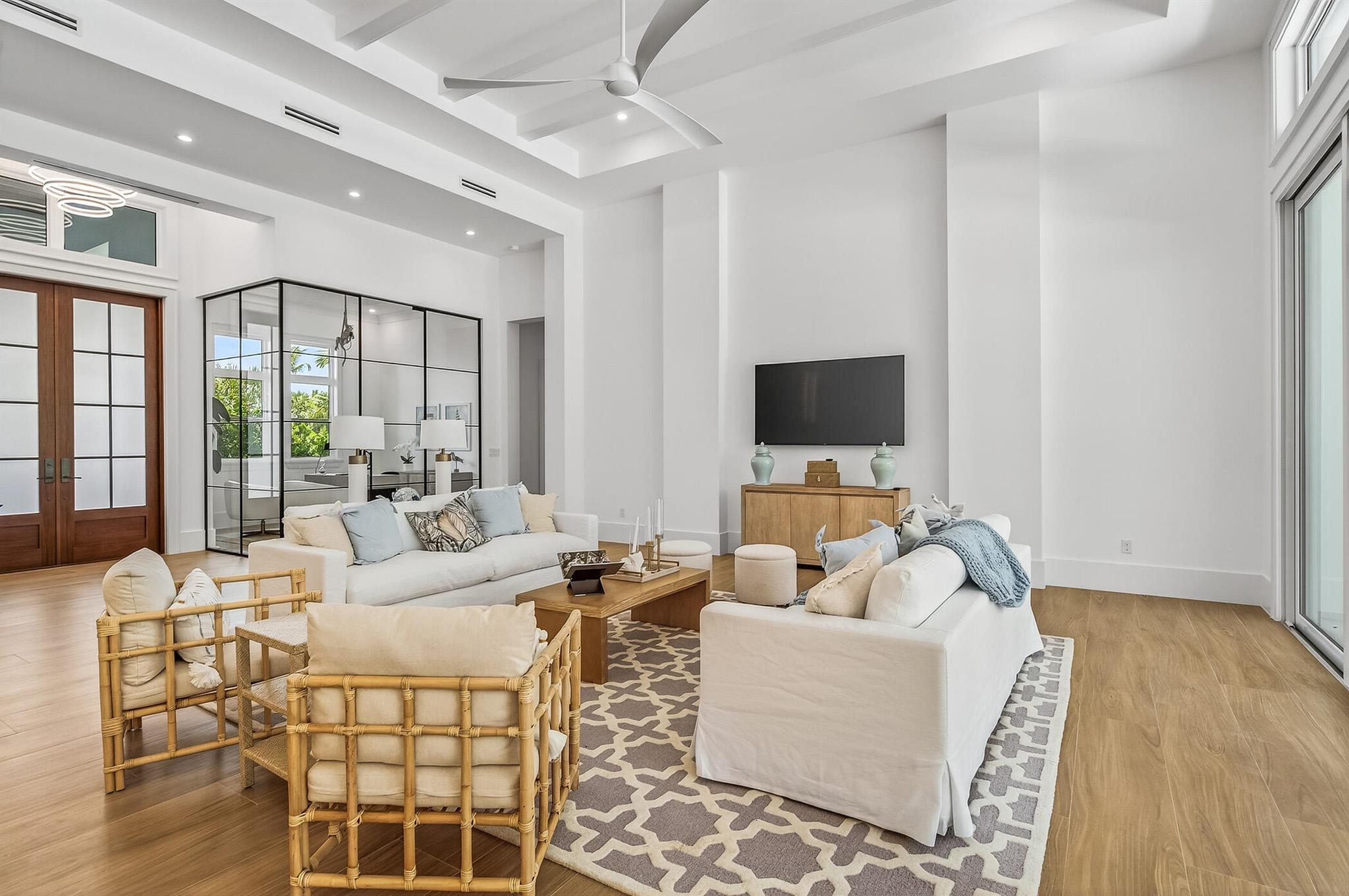 736 Norfolk Pine Ln Vero Beach, FL 32963