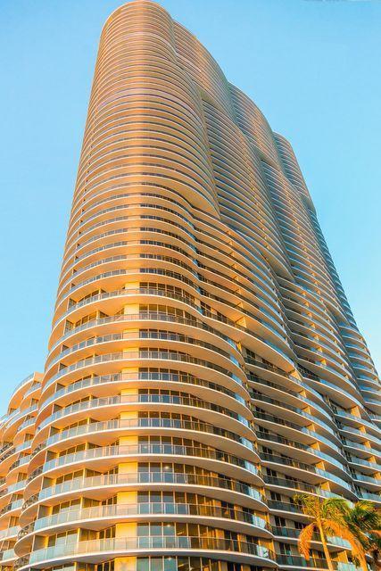 image Aria On The Bay Condo1