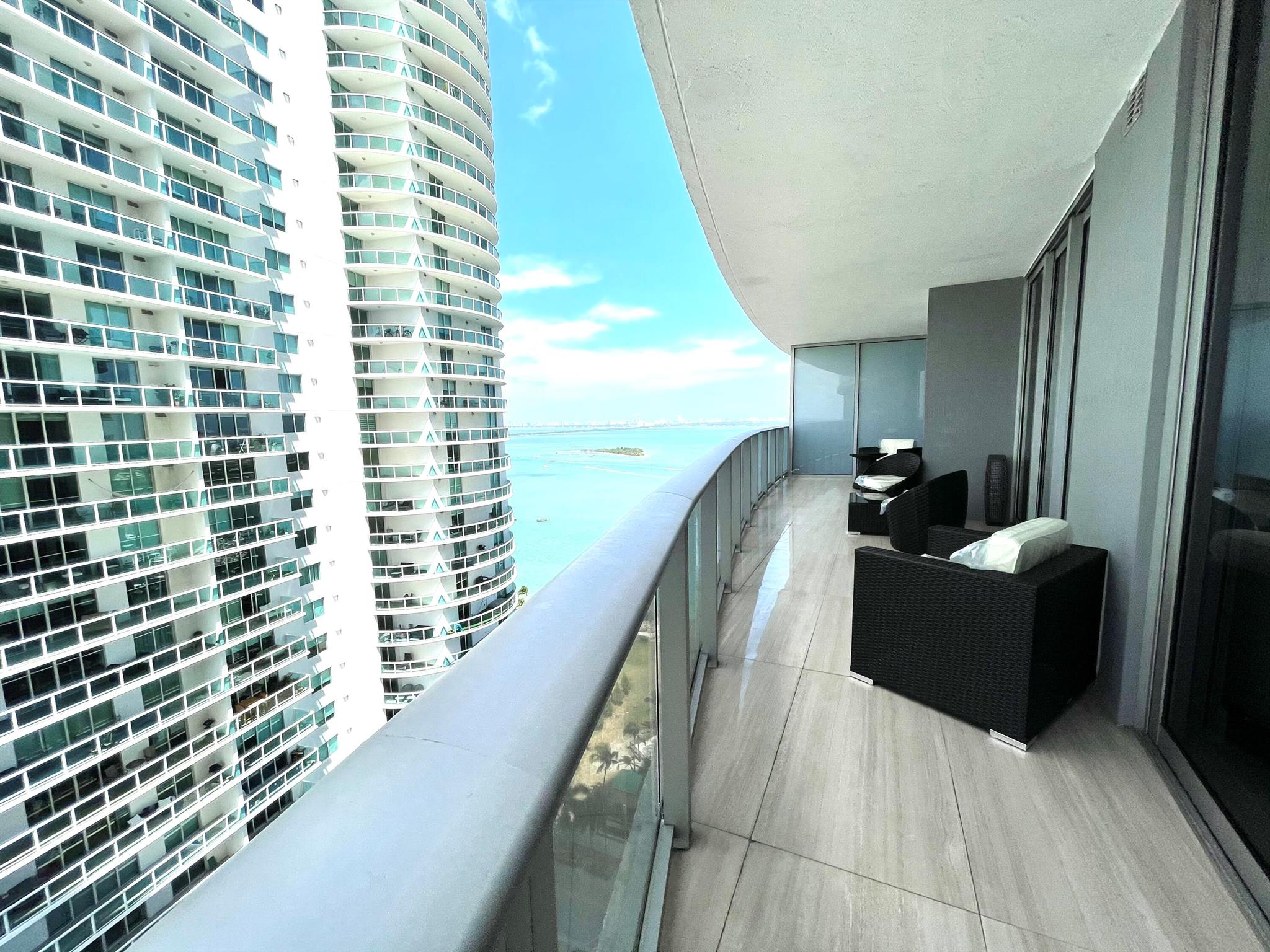image Aria On The Bay Condo25