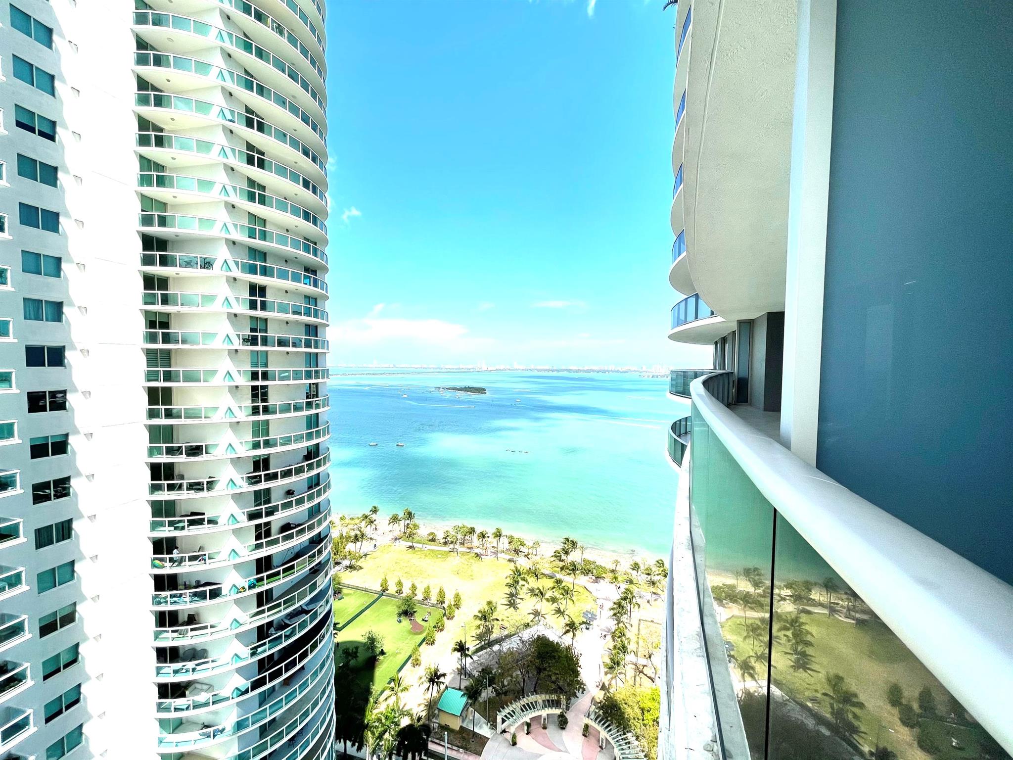 image Aria On The Bay Condo26