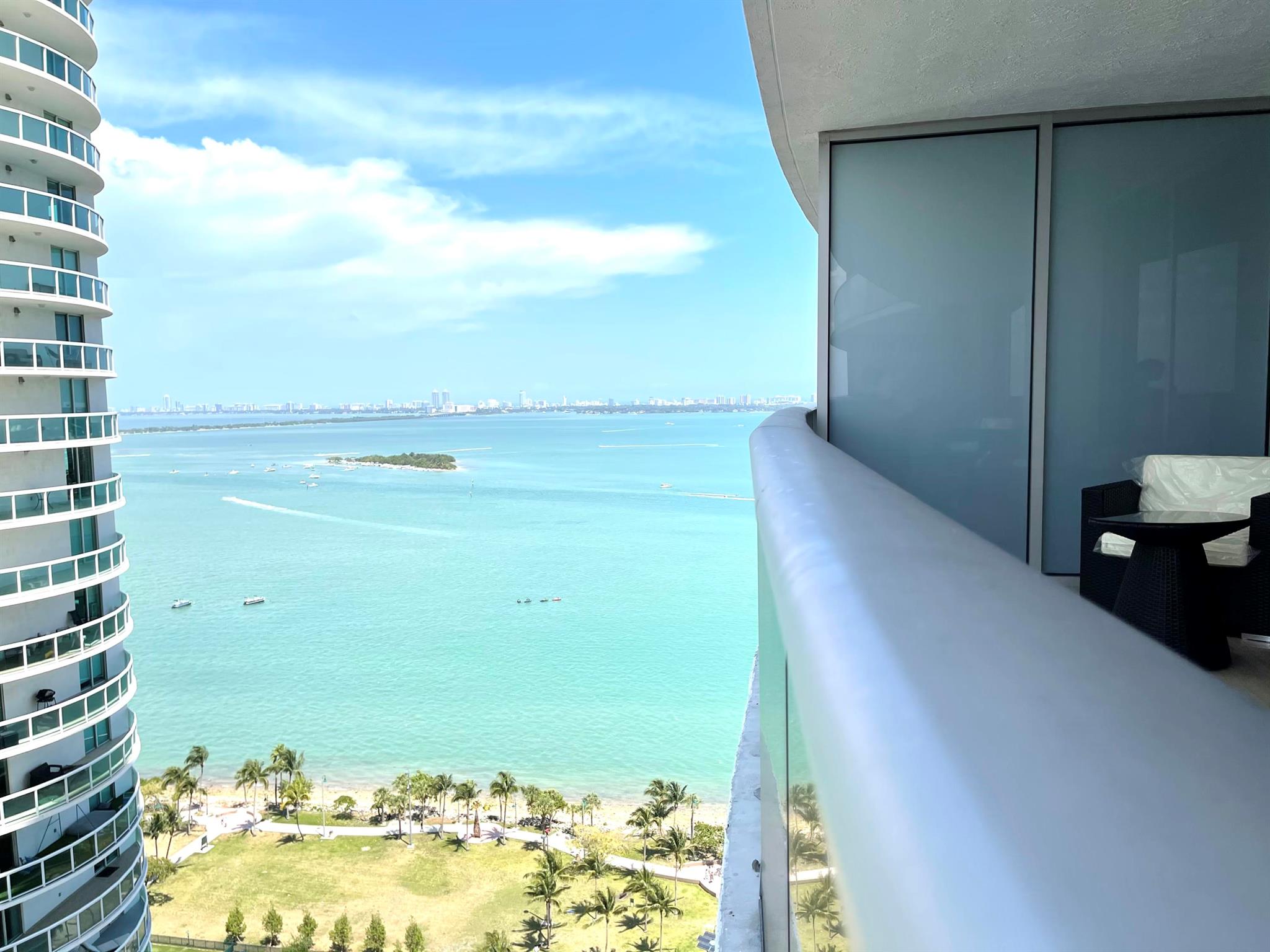 image Aria On The Bay Condo5