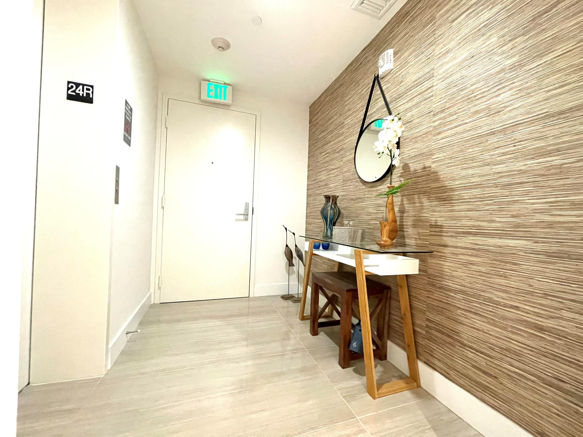 image Aria On The Bay Condo6