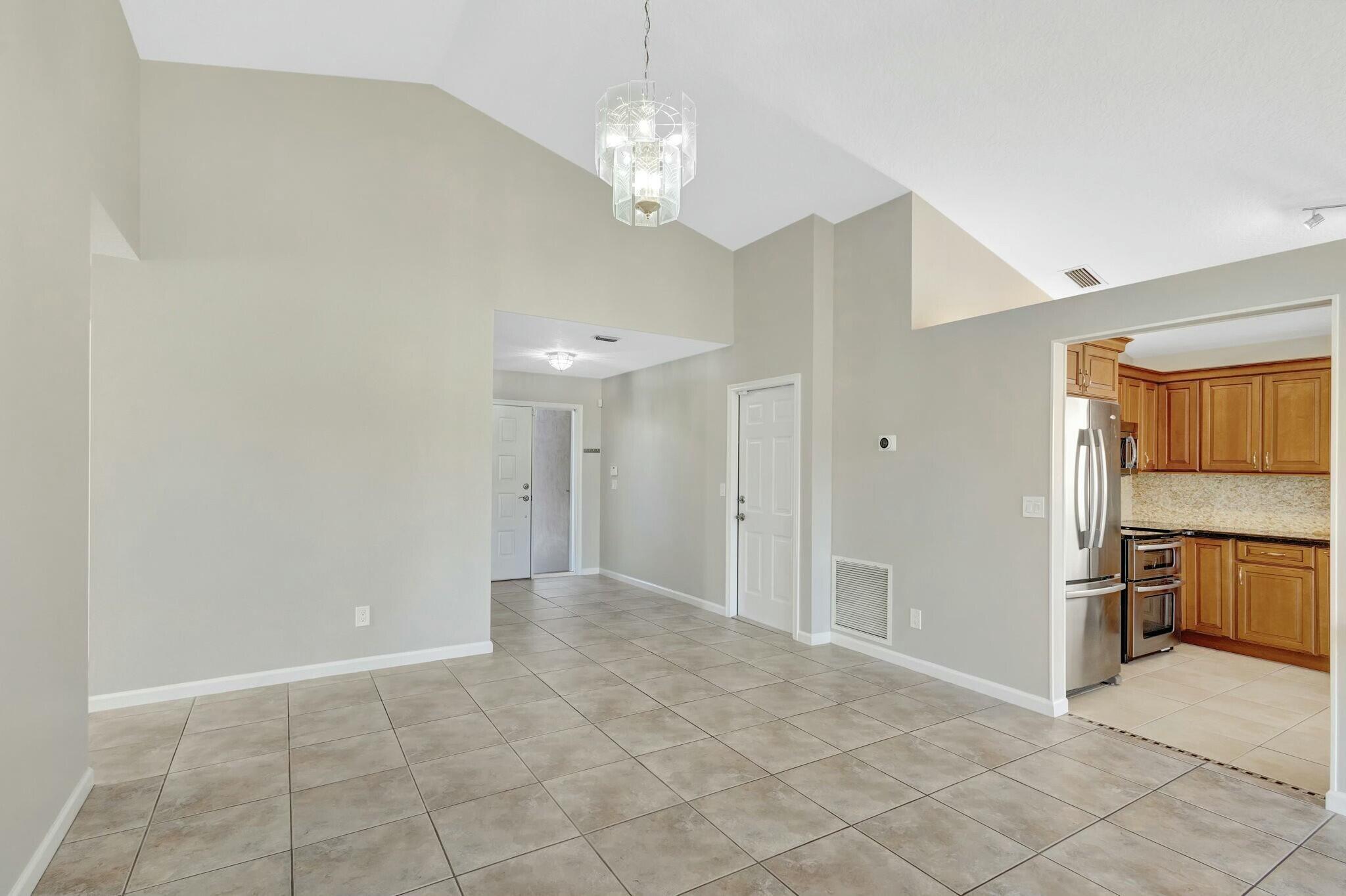 293 Moccasin Trl Jupiter, FL 33458