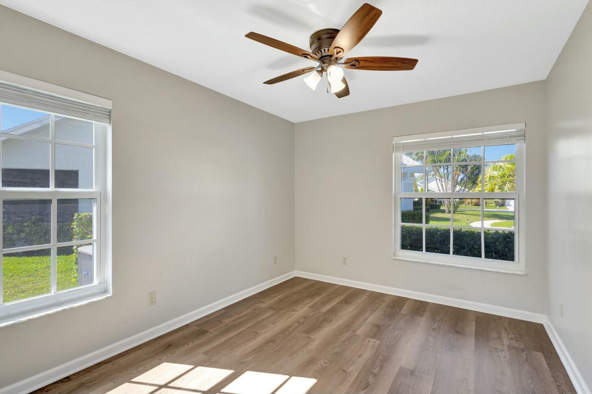 293 Moccasin Trl Jupiter, FL 33458