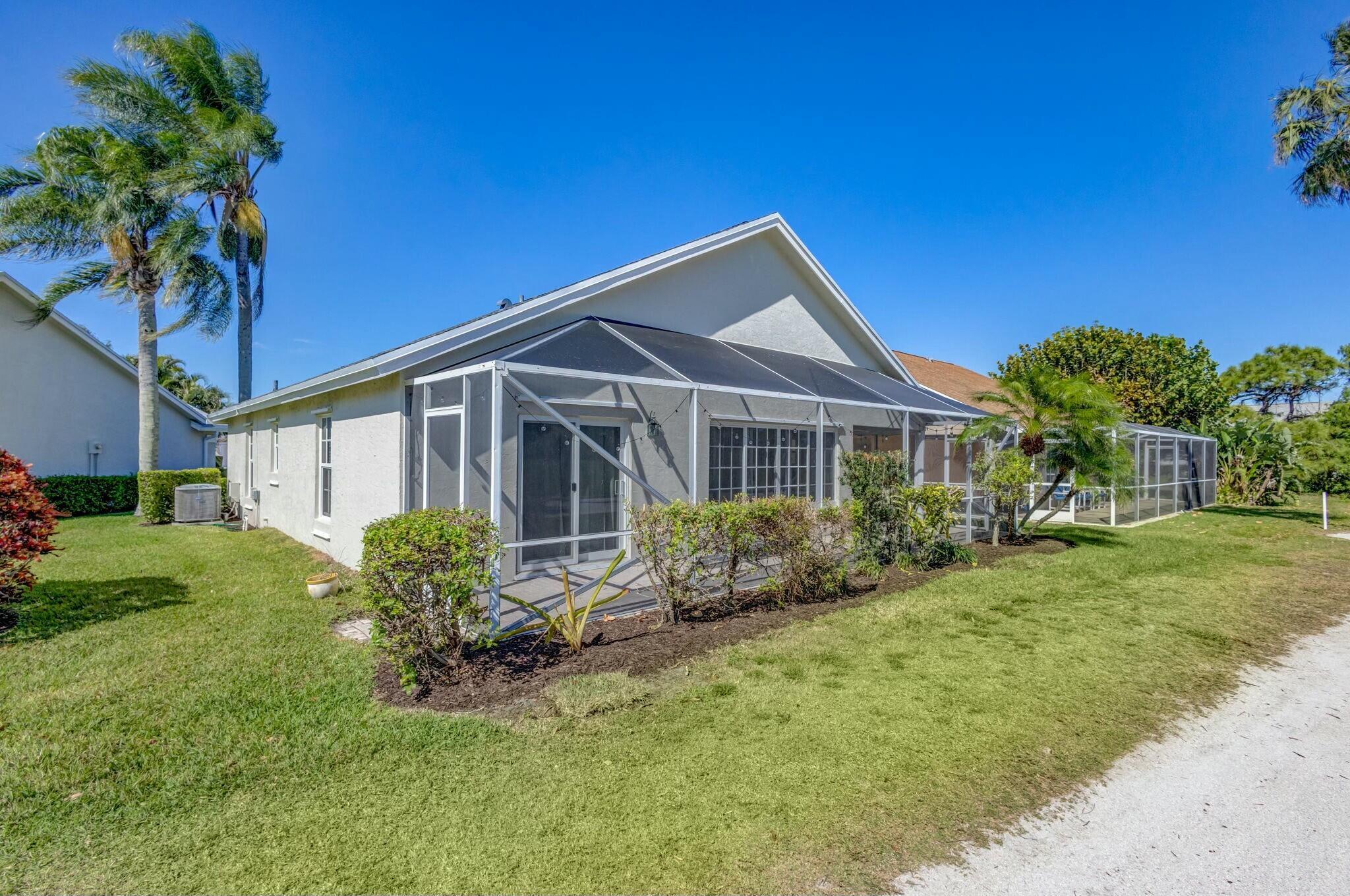 293 Moccasin Trl Jupiter, FL 33458