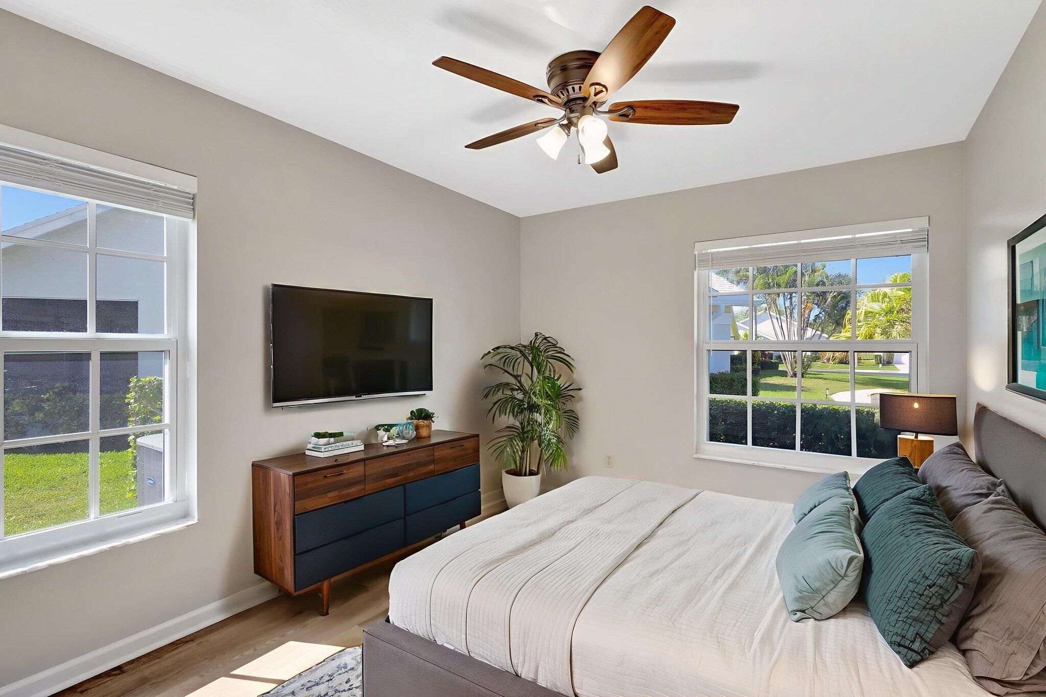 293 Moccasin Trl Jupiter, FL 33458