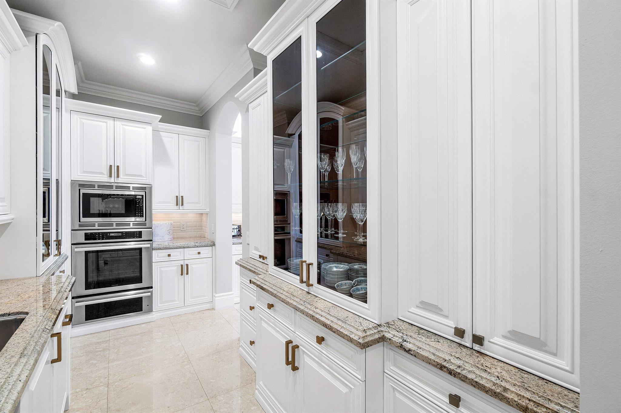 4216 Intracoastal Dr Highland Beach, FL 33487