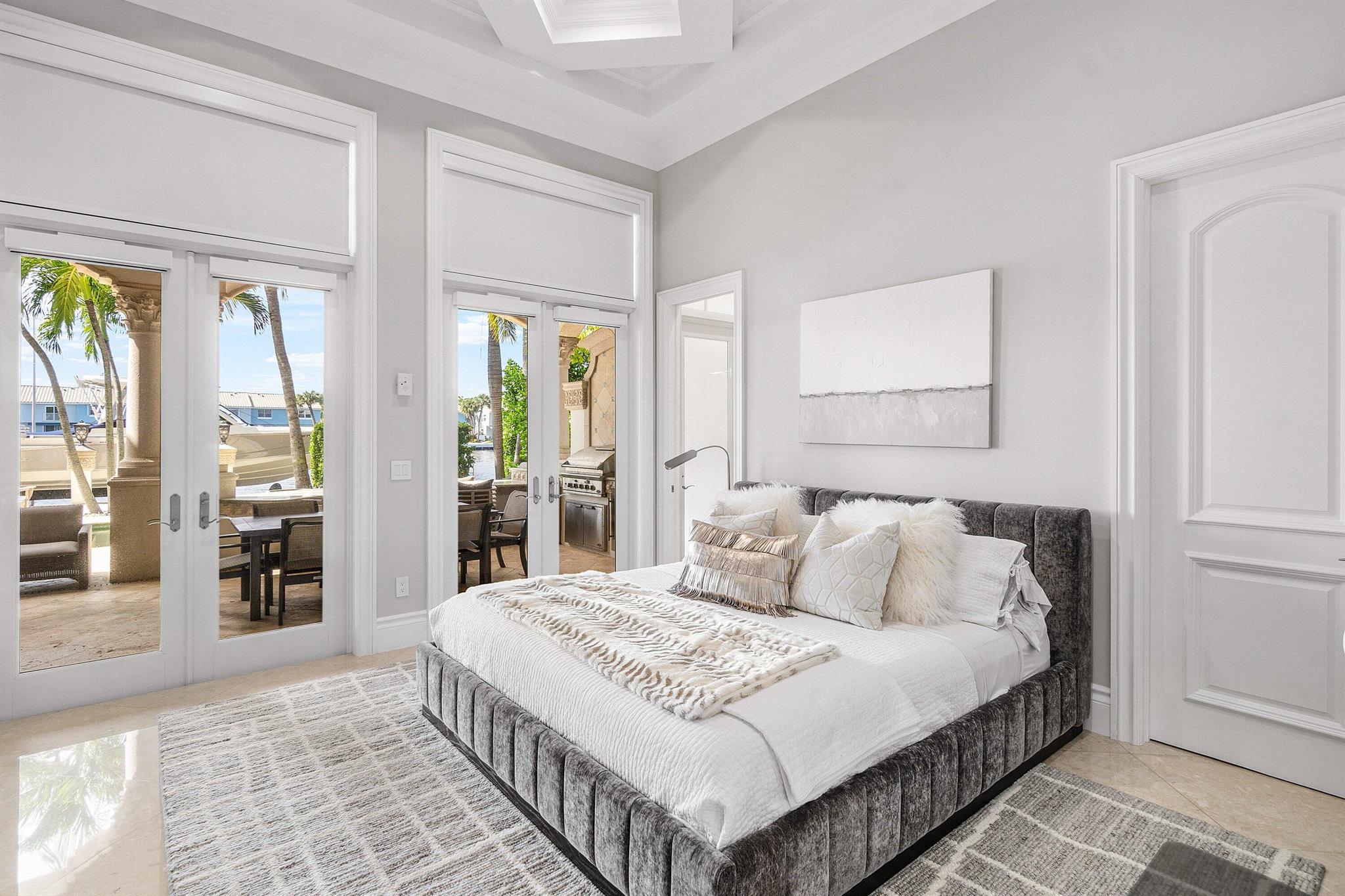 4216 Intracoastal Dr Highland Beach, FL 33487