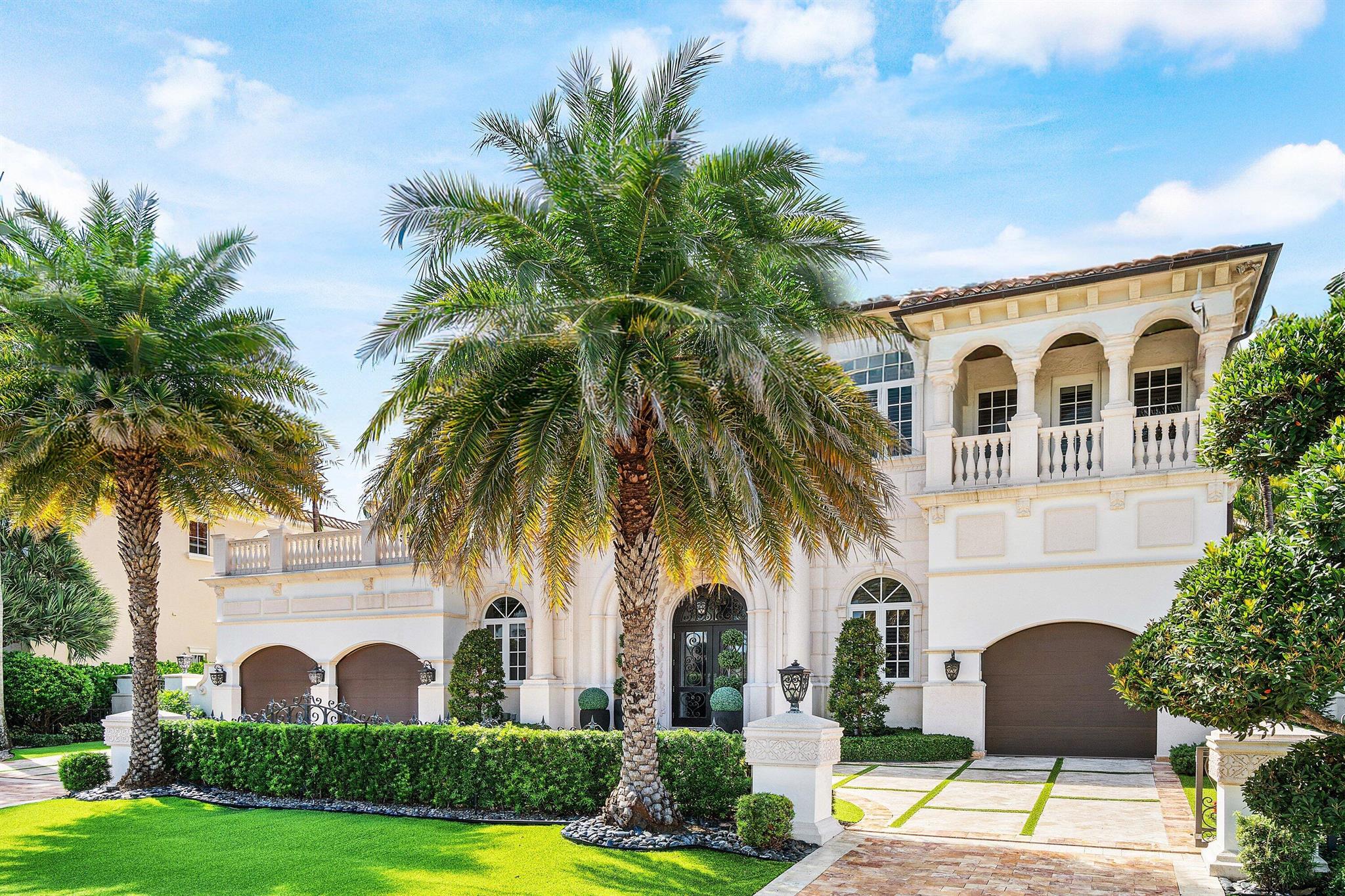 4216 Intracoastal Dr Highland Beach, FL 33487