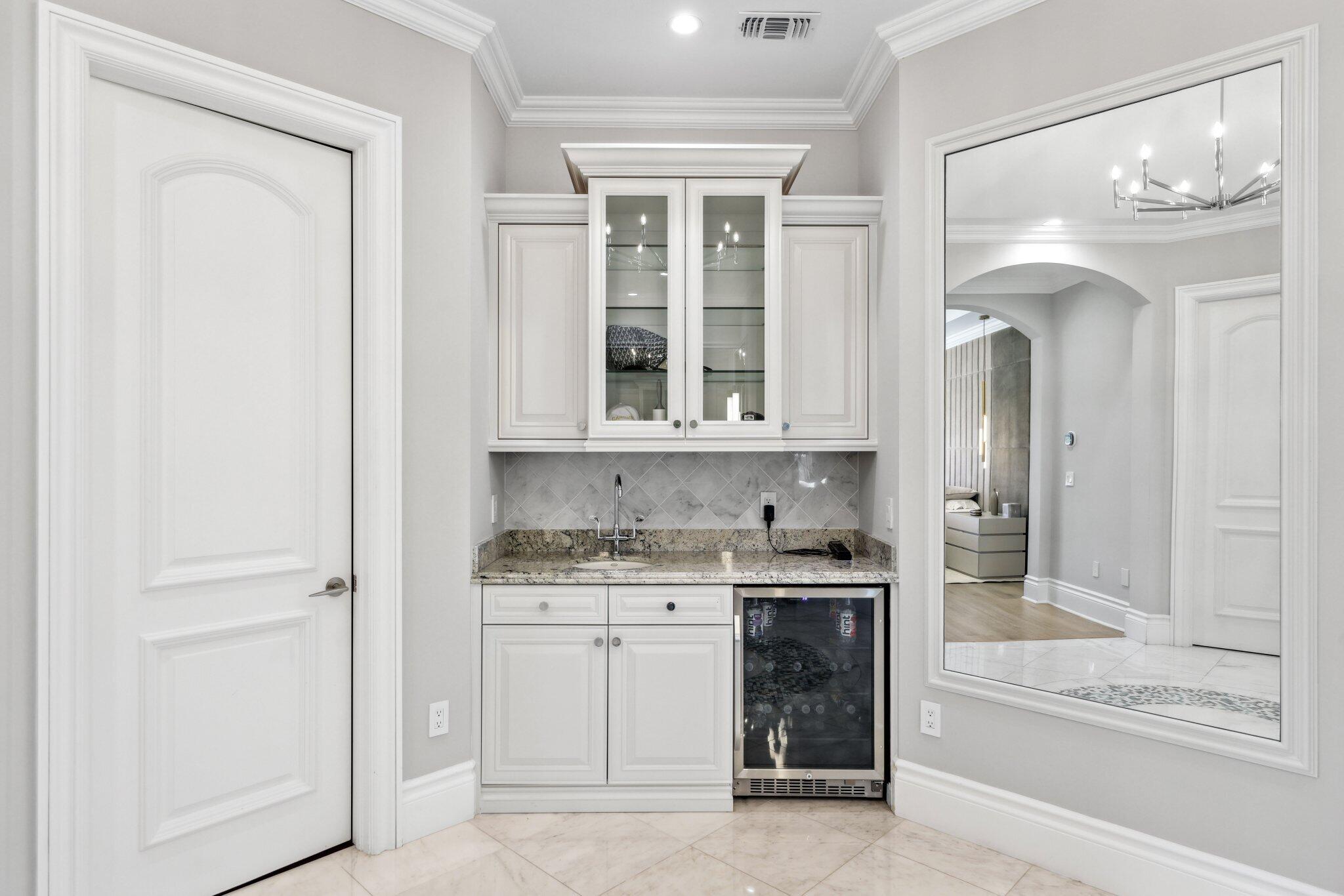 4216 Intracoastal Dr Highland Beach, FL 33487