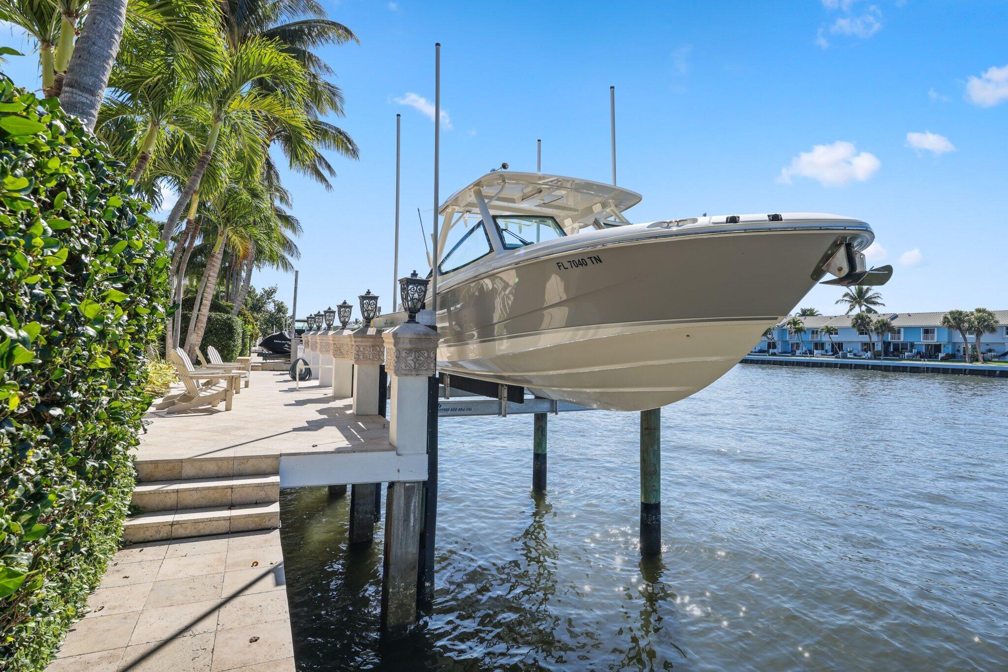 4216 Intracoastal Dr Highland Beach, FL 33487