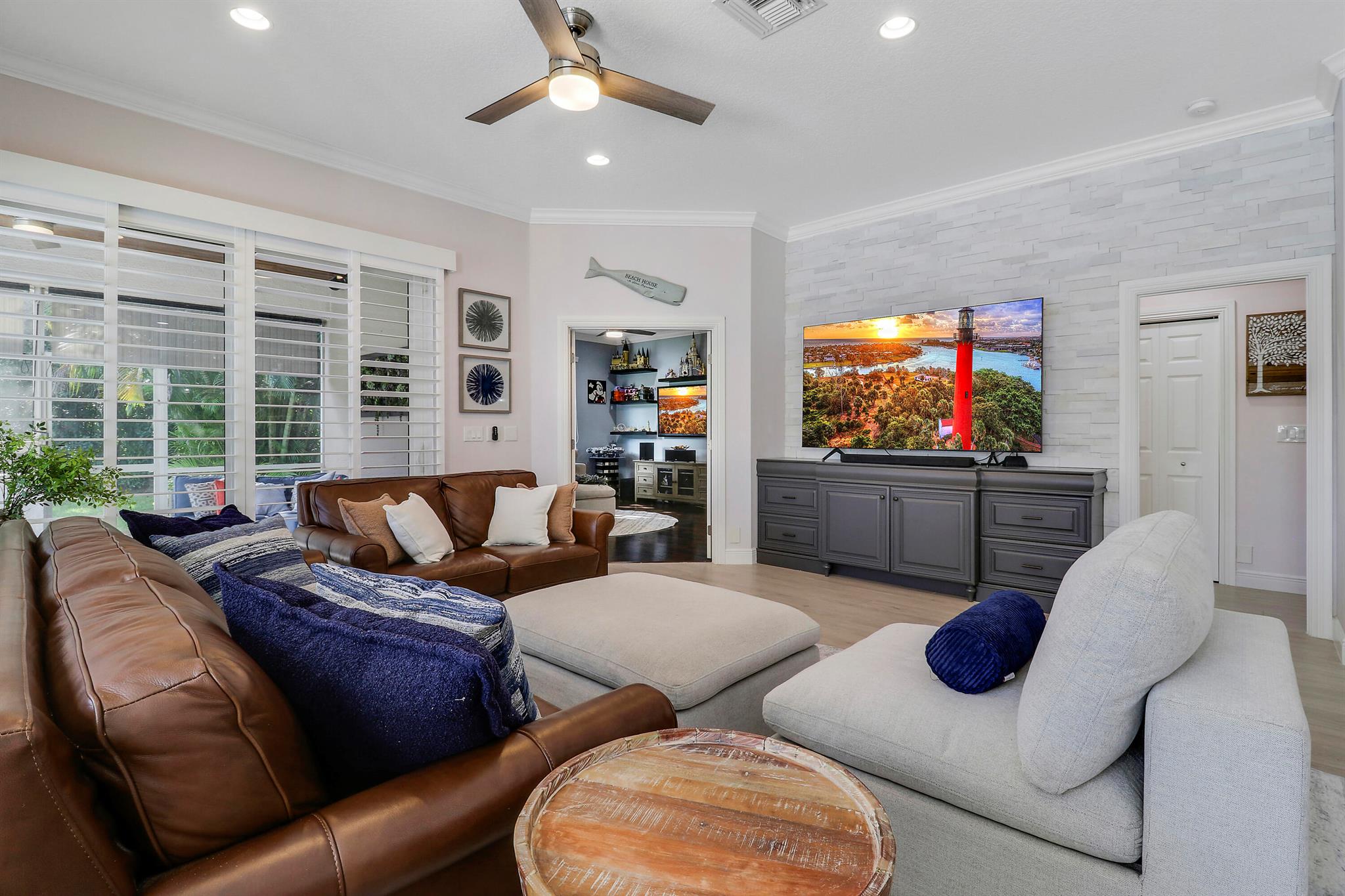 125 Mystic Ln Jupiter, FL 33458