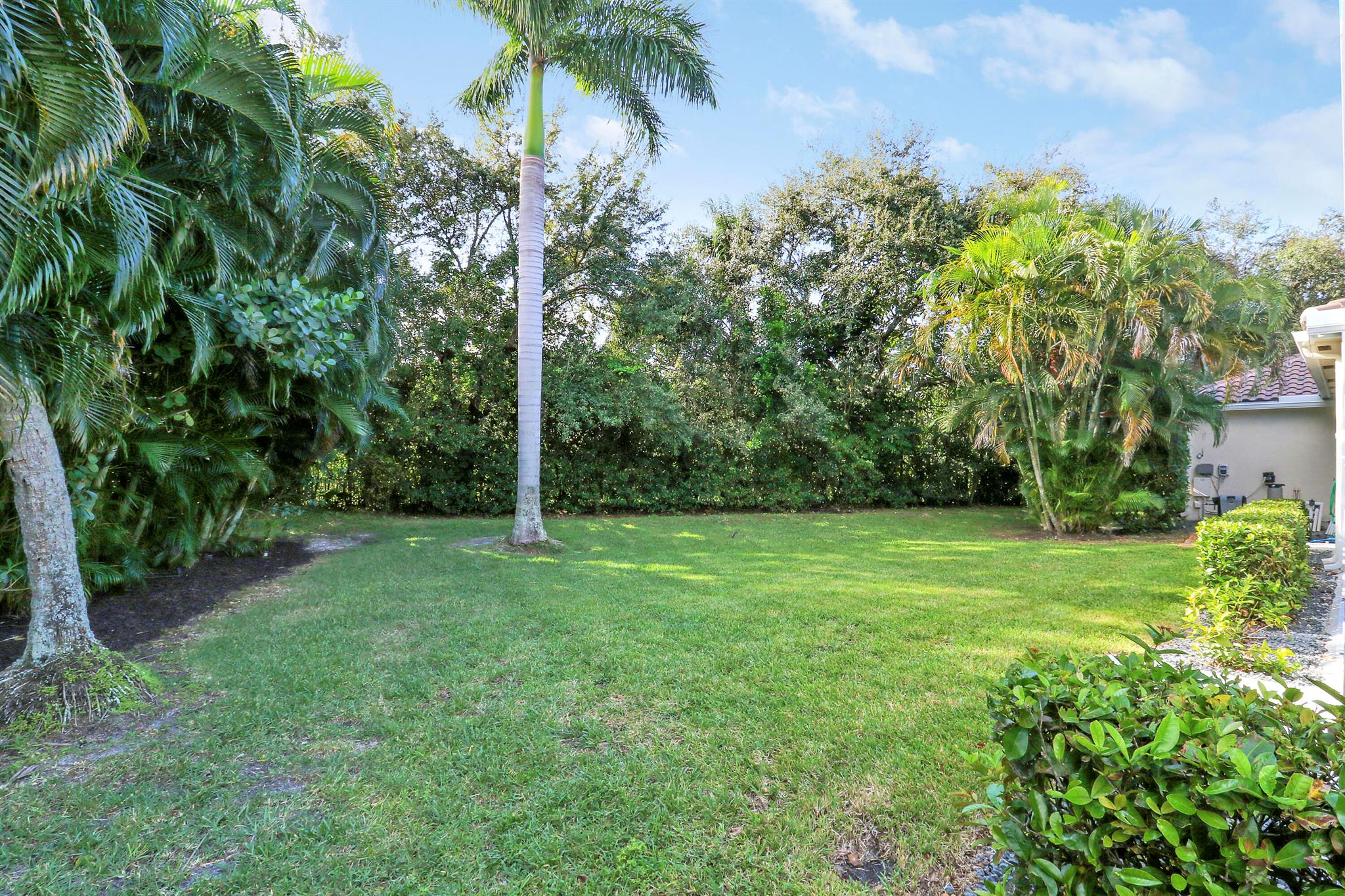 125 Mystic Ln Jupiter, FL 33458