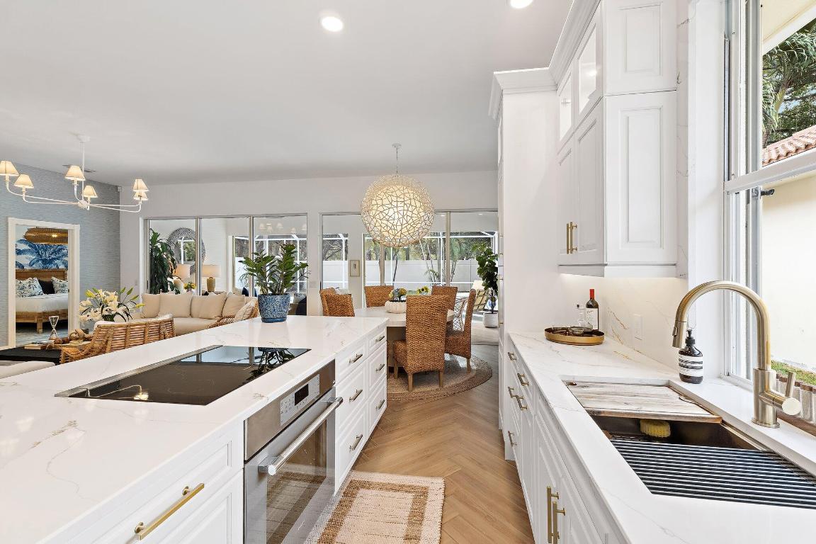 231 E Tall Oaks Cir Palm Beach Gardens, FL 33410