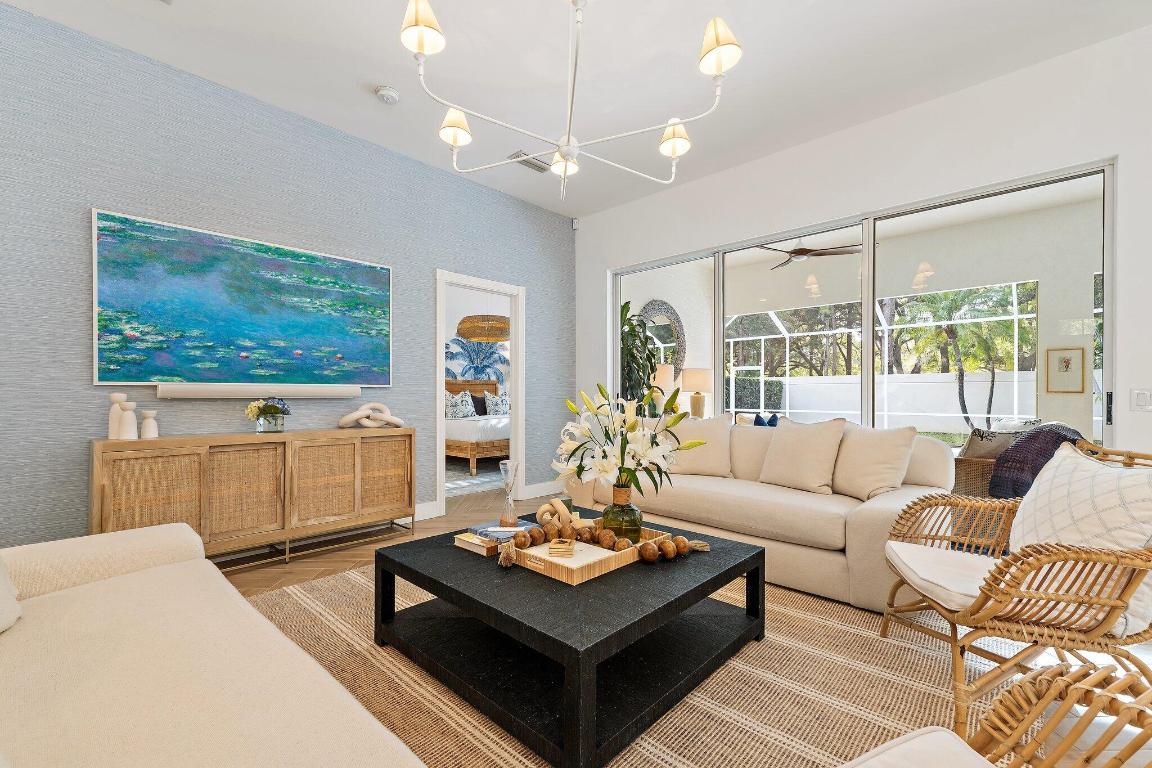 231 E Tall Oaks Cir Palm Beach Gardens, FL 33410