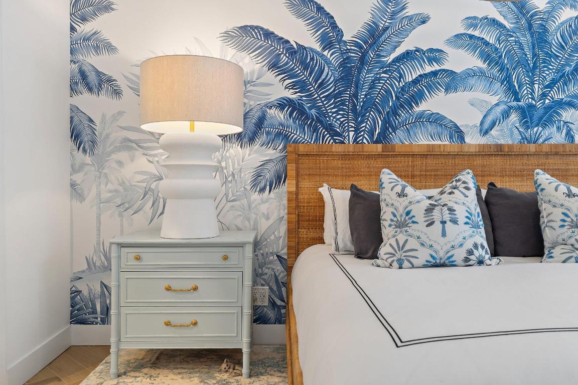 231 E Tall Oaks Cir Palm Beach Gardens, FL 33410