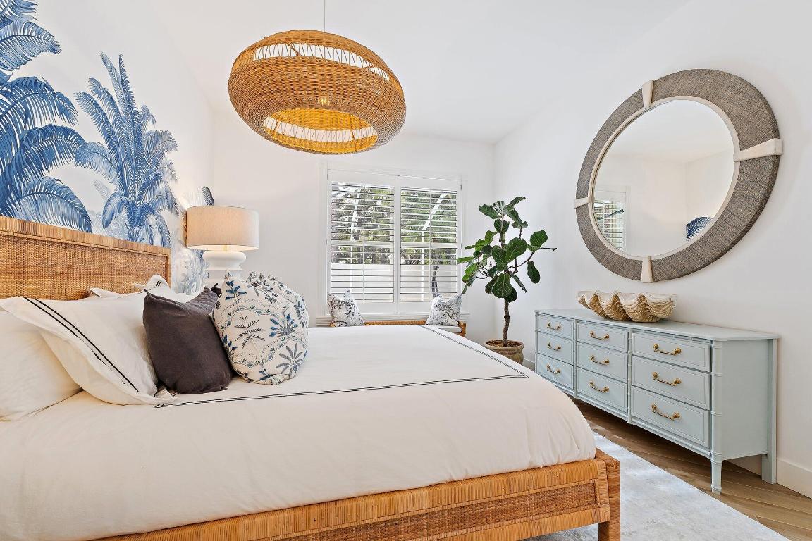 231 E Tall Oaks Cir Palm Beach Gardens, FL 33410