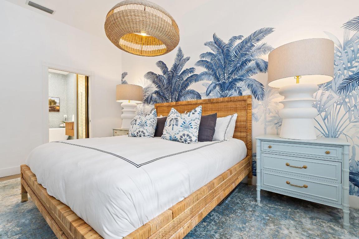 231 E Tall Oaks Cir Palm Beach Gardens, FL 33410