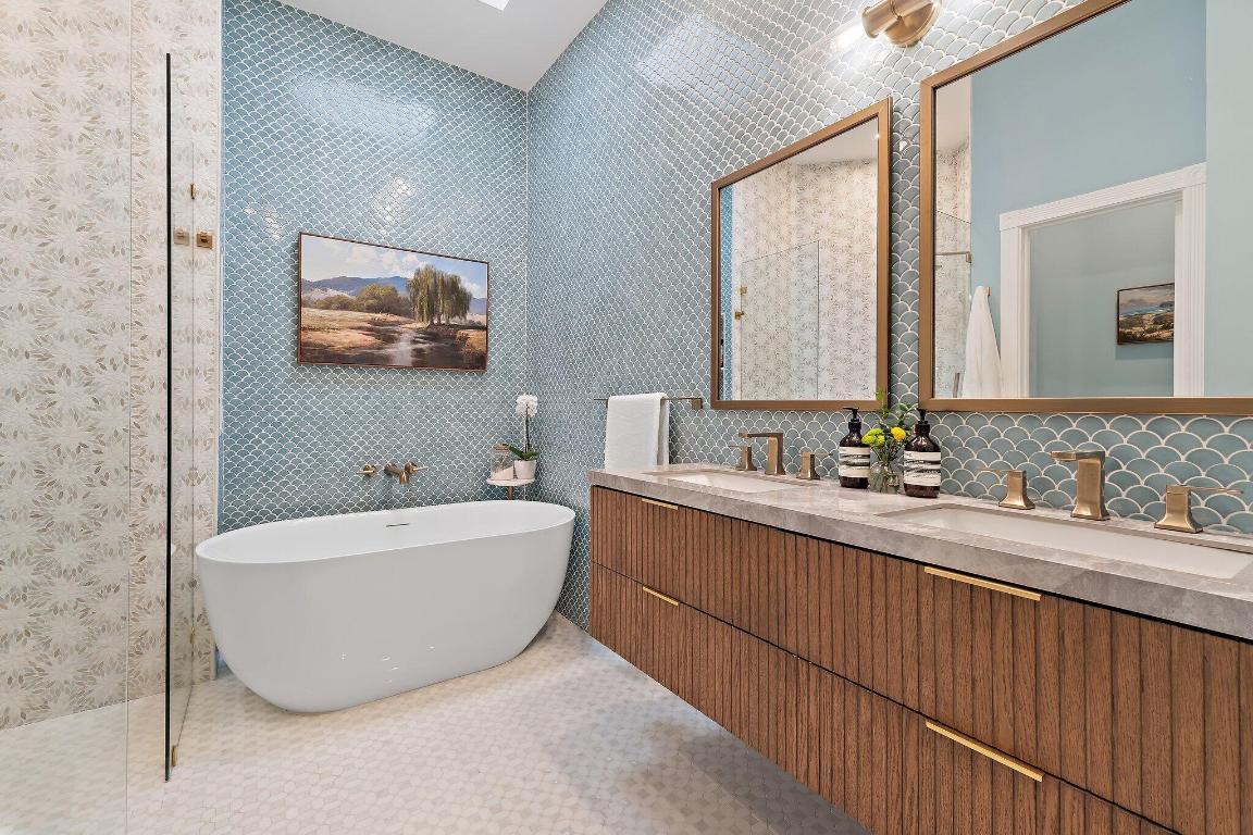 231 E Tall Oaks Cir Palm Beach Gardens, FL 33410