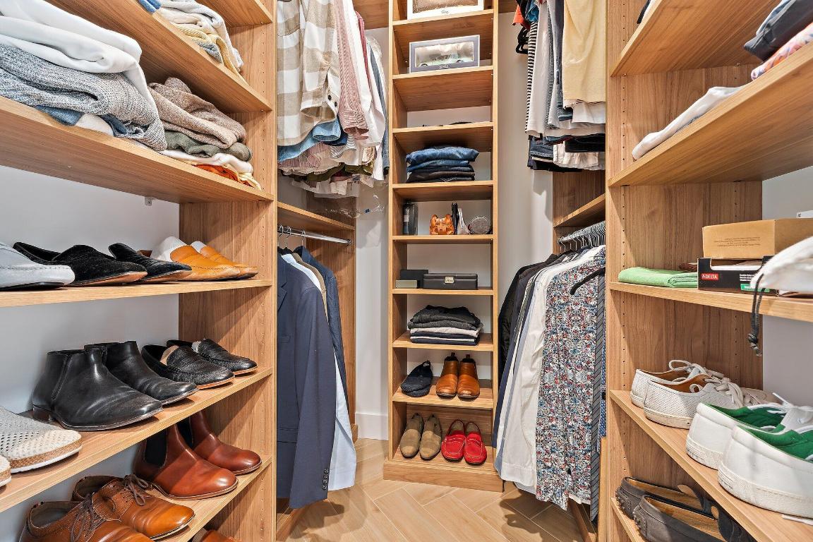 231 E Tall Oaks Cir Palm Beach Gardens, FL 33410